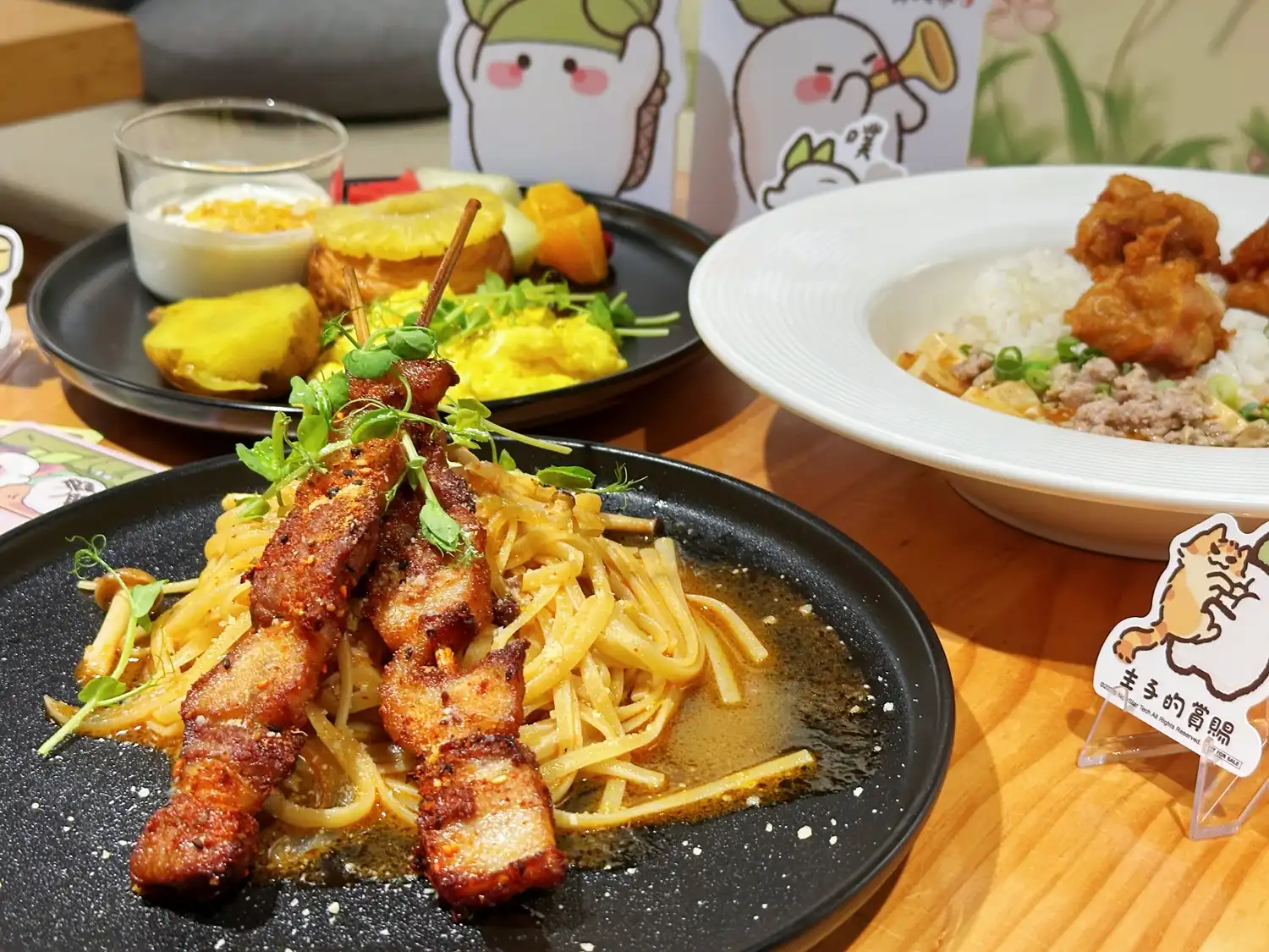 【開箱】《桃源深處有人家》× 萌番 More Fun 聯動主題餐廳！與熟悉的小蘿蔔同樂吃美食