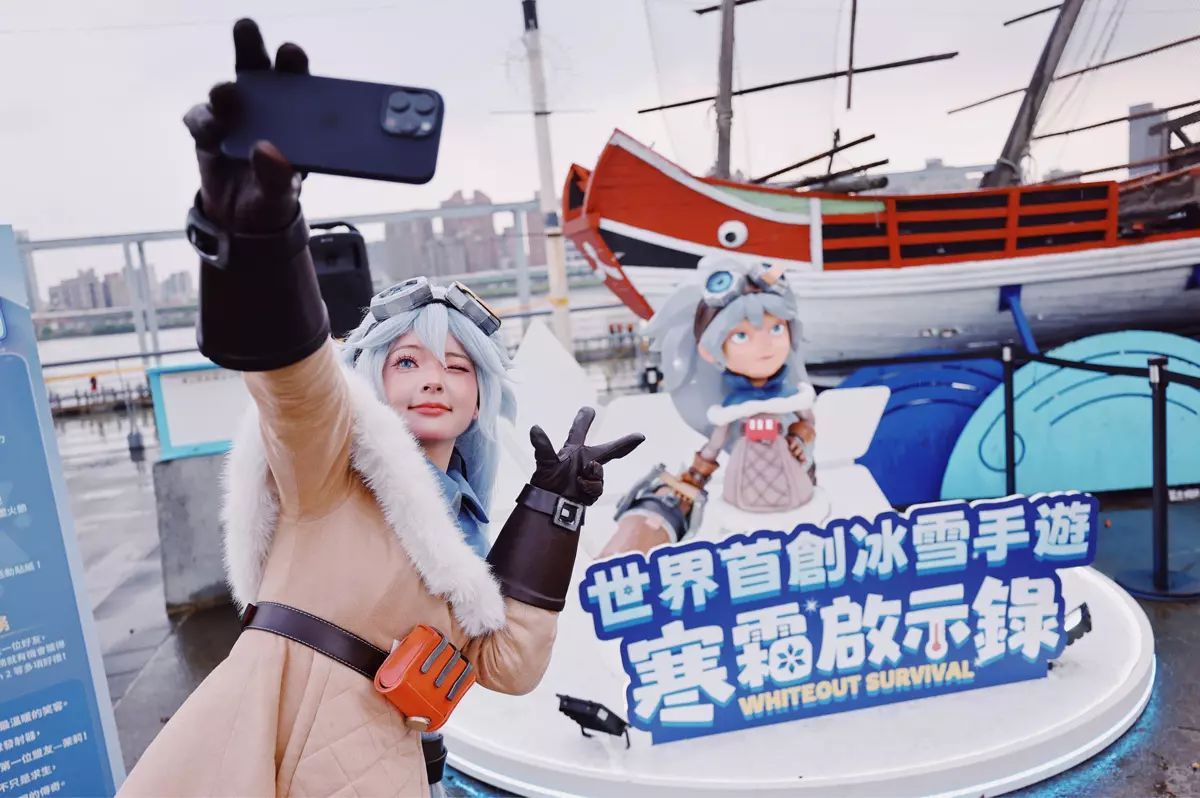 圖03_等身茉莉雕像成為大稻埕的新地標