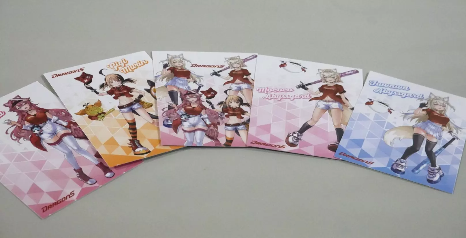 【開箱】味全龍 x Hololive EN 合作引爆大巨蛋！Hololive 締造者 Cover 社長 Yagoo 登板開球！