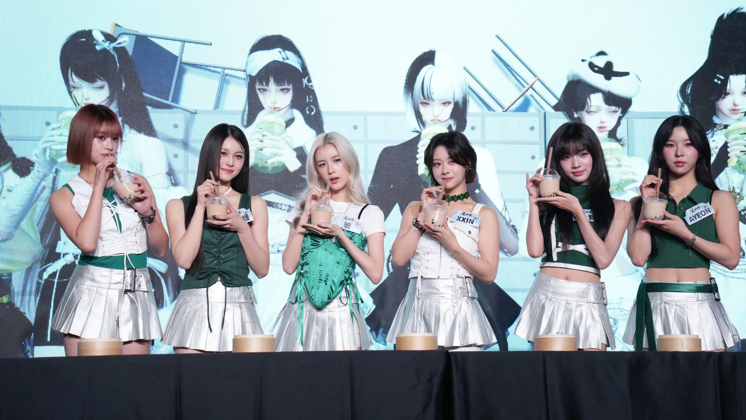 慶週年！《逆水寒》2.0 版本 250 億首儲全返，多項 IP 連動，幻藍小熊壓軸登場與民同歡