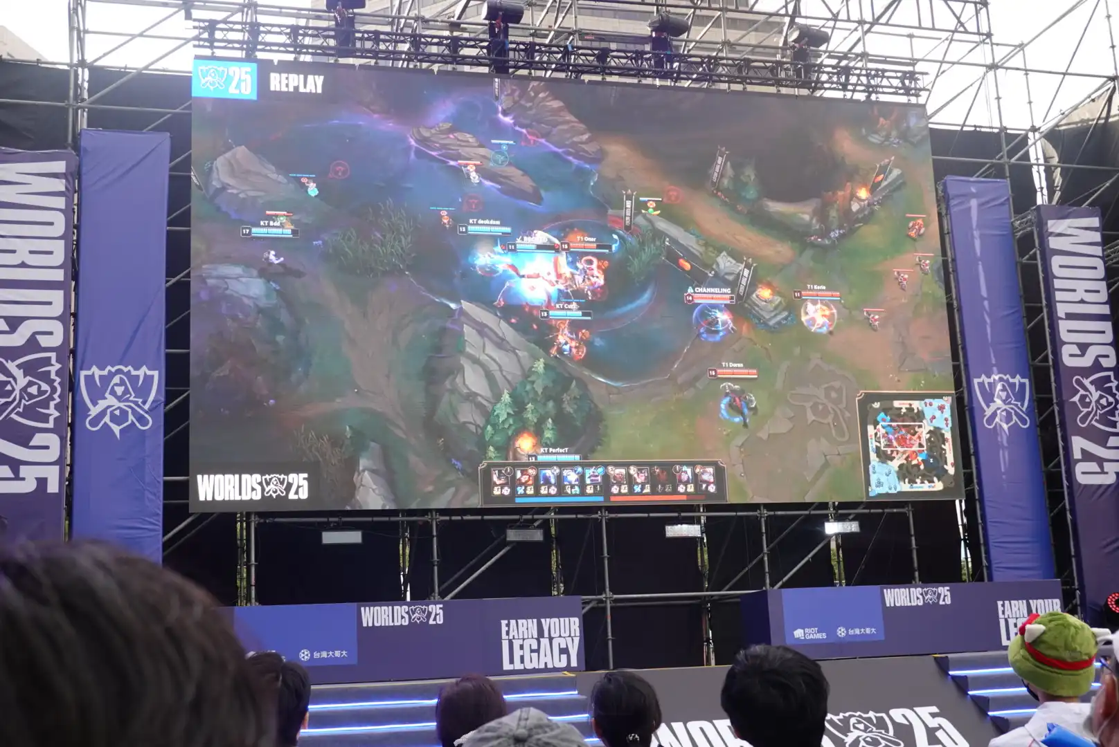 《英雄聯盟》見證六冠傳奇誕生 101 水舞廣場 觀賽派對賽後回顧