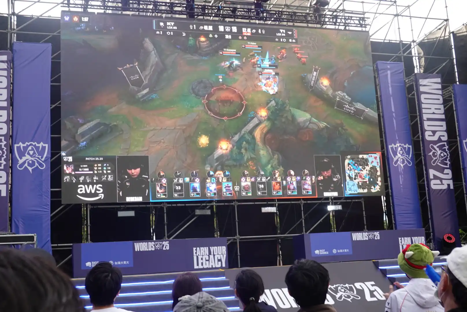 《英雄聯盟》見證六冠傳奇誕生 101 水舞廣場 觀賽派對賽後回顧