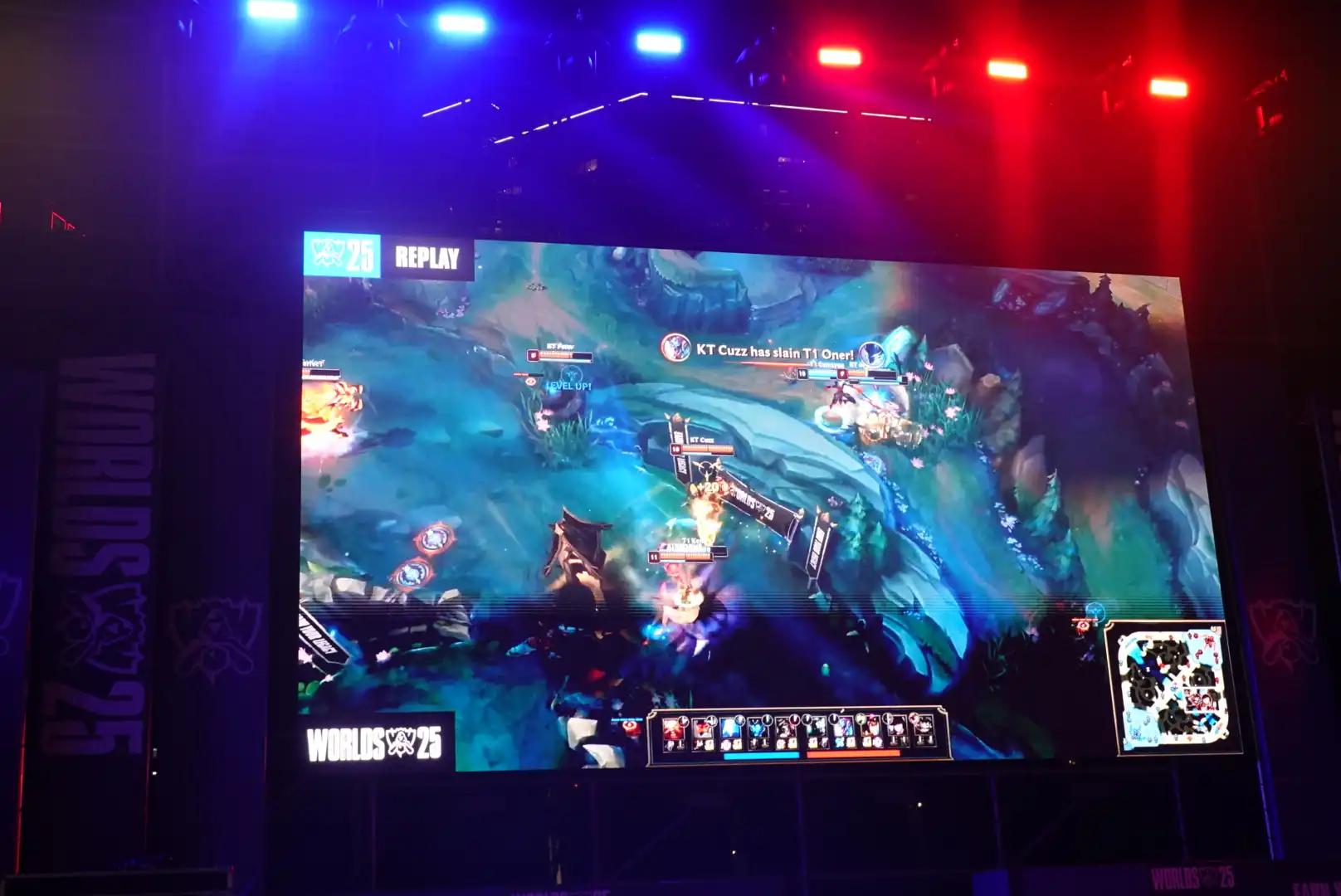 《英雄聯盟》見證六冠傳奇誕生 101 水舞廣場 觀賽派對賽後回顧