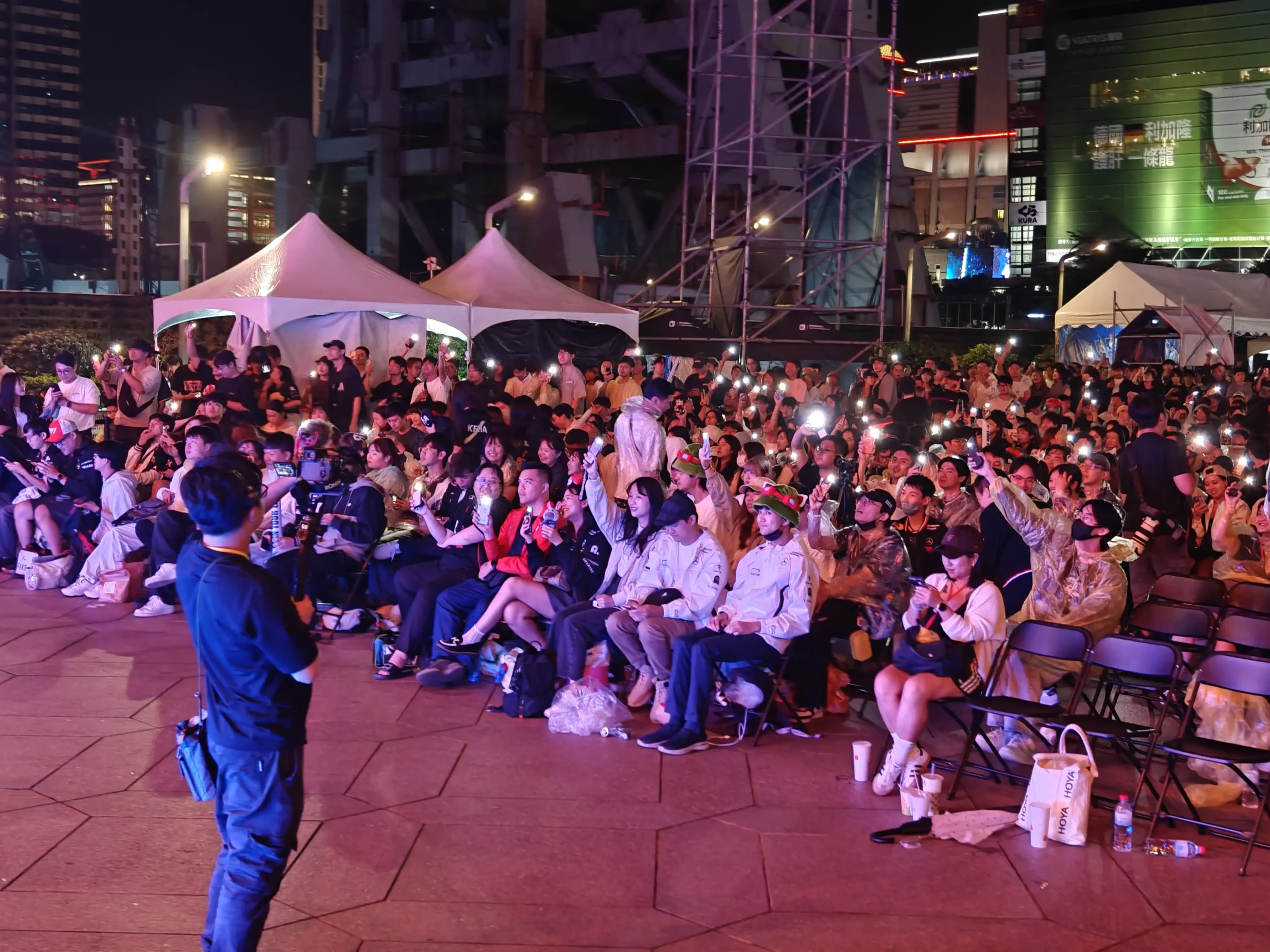 《英雄聯盟》見證六冠傳奇誕生 101 水舞廣場 觀賽派對賽後回顧