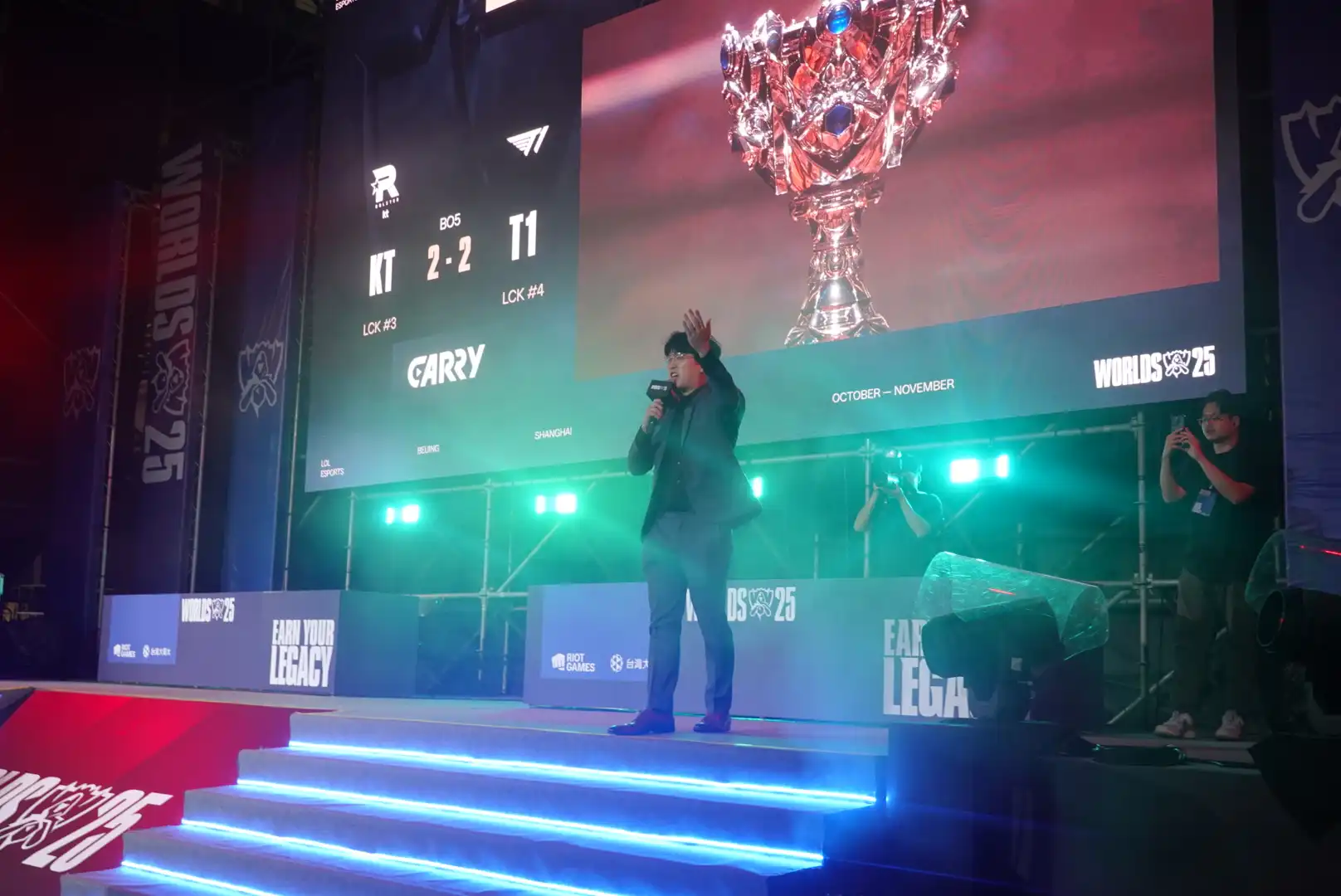 《英雄聯盟》見證六冠傳奇誕生 101 水舞廣場 觀賽派對賽後回顧