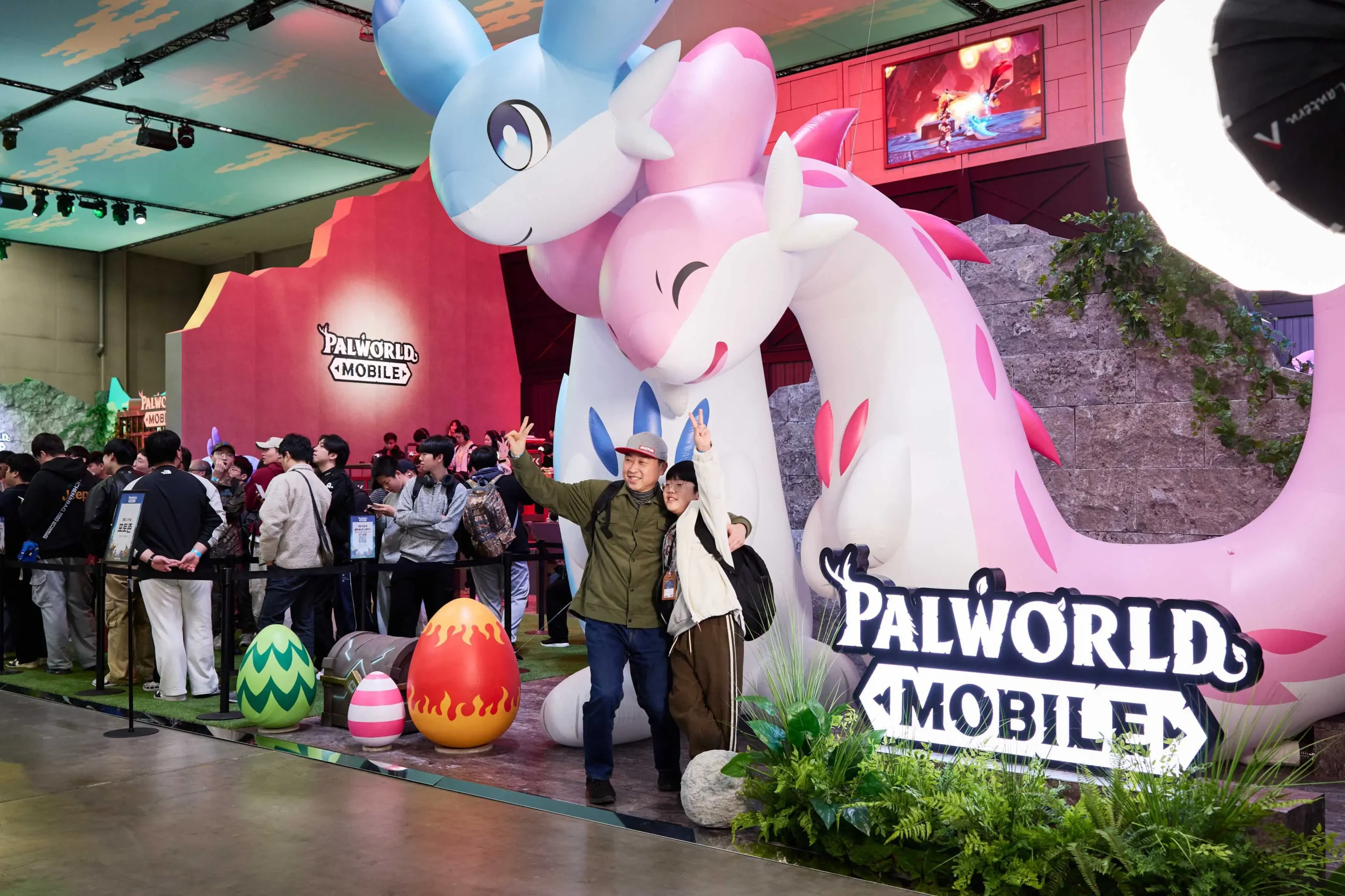 KRAFTON G-STAR 2025 現場直擊！《幻獸帕魯 Mobile》首度公開試玩 CAFÉ PUBG 與熱力滿點的舞台節目，讓現場體驗熱潮不斷升溫