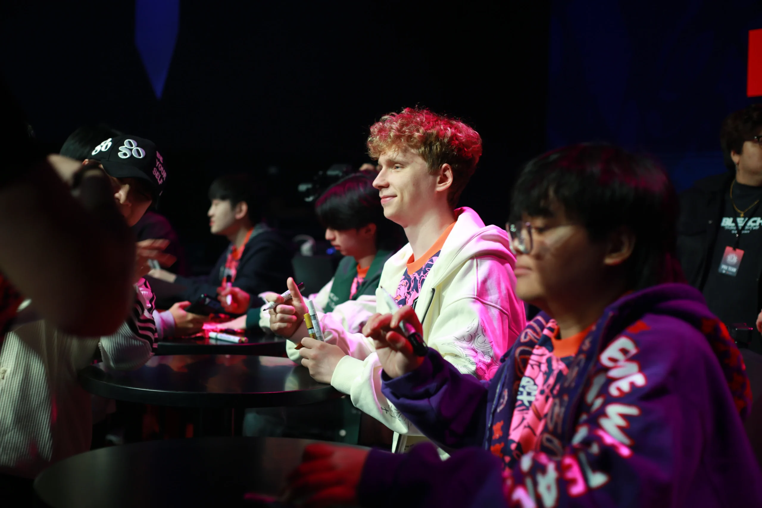 《特戰英豪》VCT 多倫多大師賽冠軍戰隊 PRX 抵台，吸引數千粉絲參與盛會！台灣大 PRX 快閃主題旗艦店即日開幕！