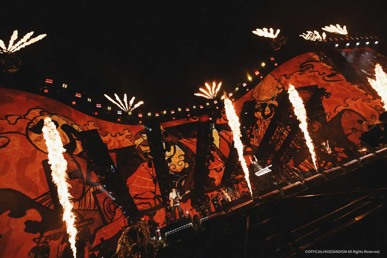 【Official 髭男 dism】零距離感受撼動世界的力量，揭開熱血與音樂的感人故事《劇場版 OFFICIAL HIGE DANDISM LIVE at STADIUM 2025》預售票熱賣中