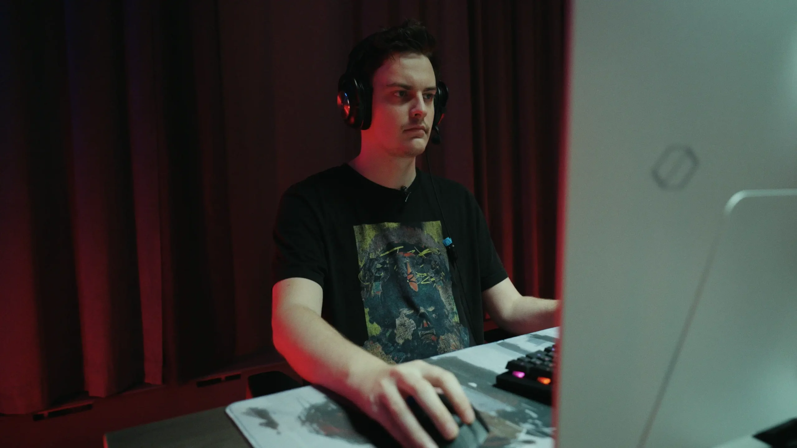 “遊戲真的存在！”《Den of Wolves》邀請粉絲搶先試玩，玩家實錄預告上