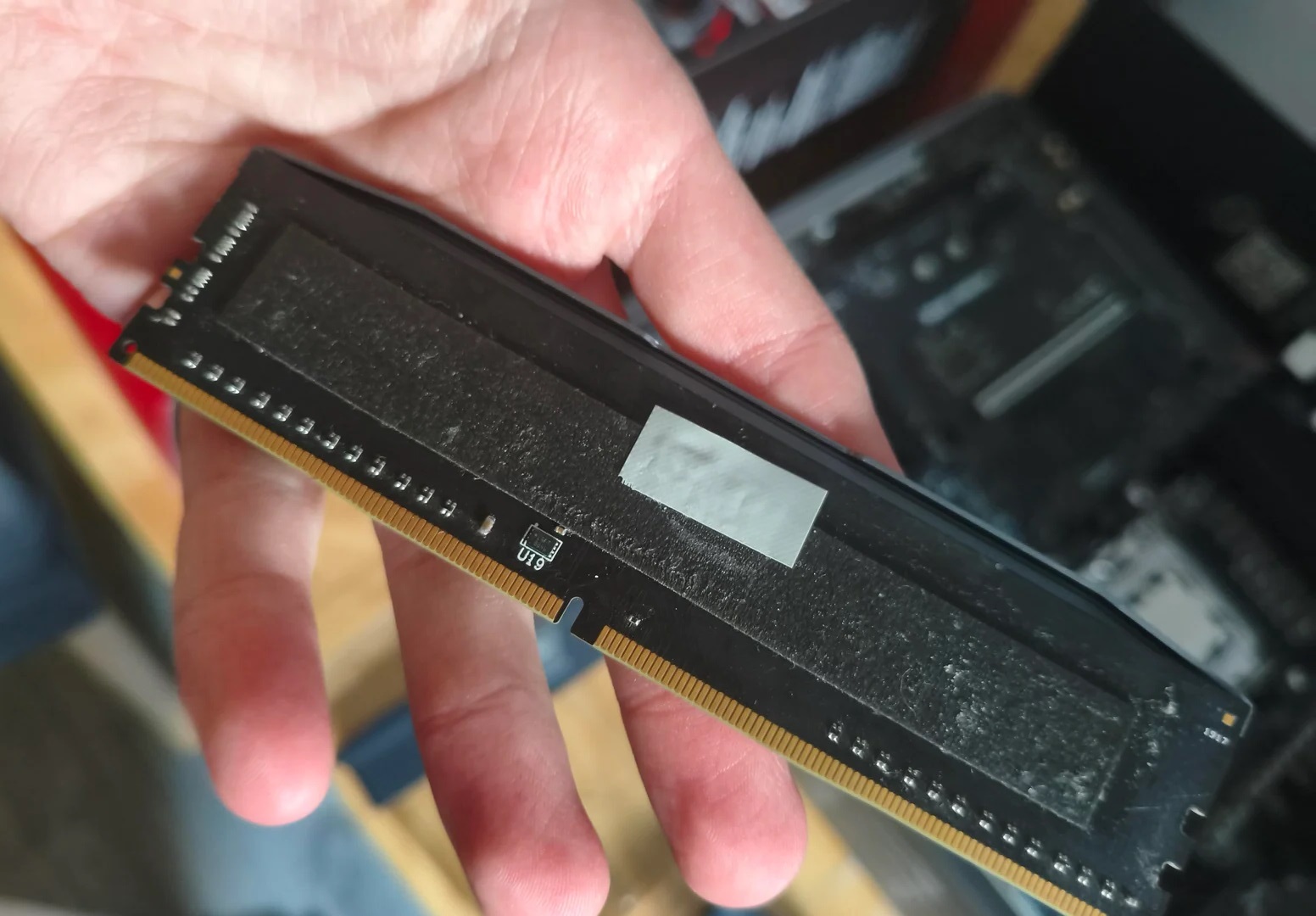 消費級記憶體暴漲！不良商家拿DDR4當DDR5賣　假硬體持續流入主流零售通路