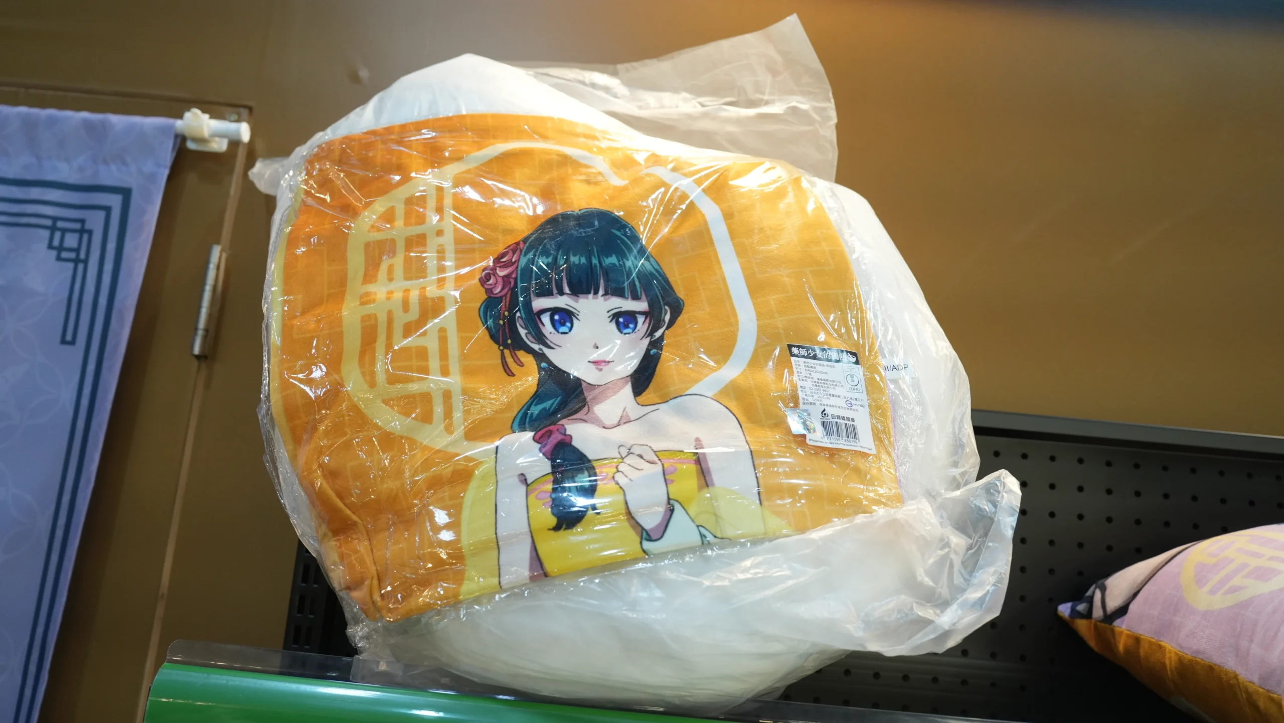 【開箱】高達兩層樓的貓貓等你打卡！《藥師少女的獨語》快閃店北部登場！