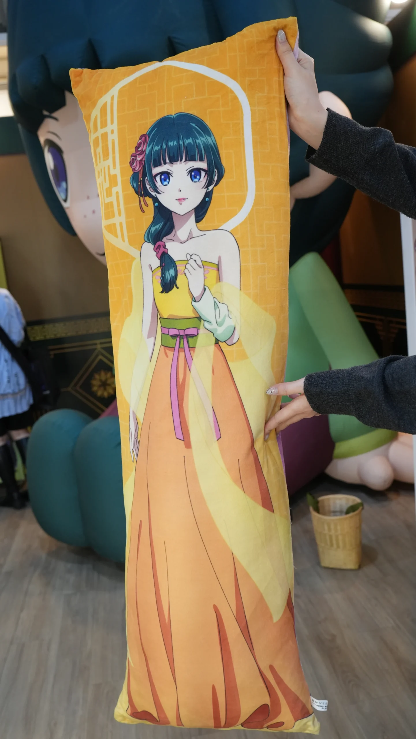 【開箱】高達兩層樓的貓貓等你打卡！《藥師少女的獨語》快閃店北部登場！