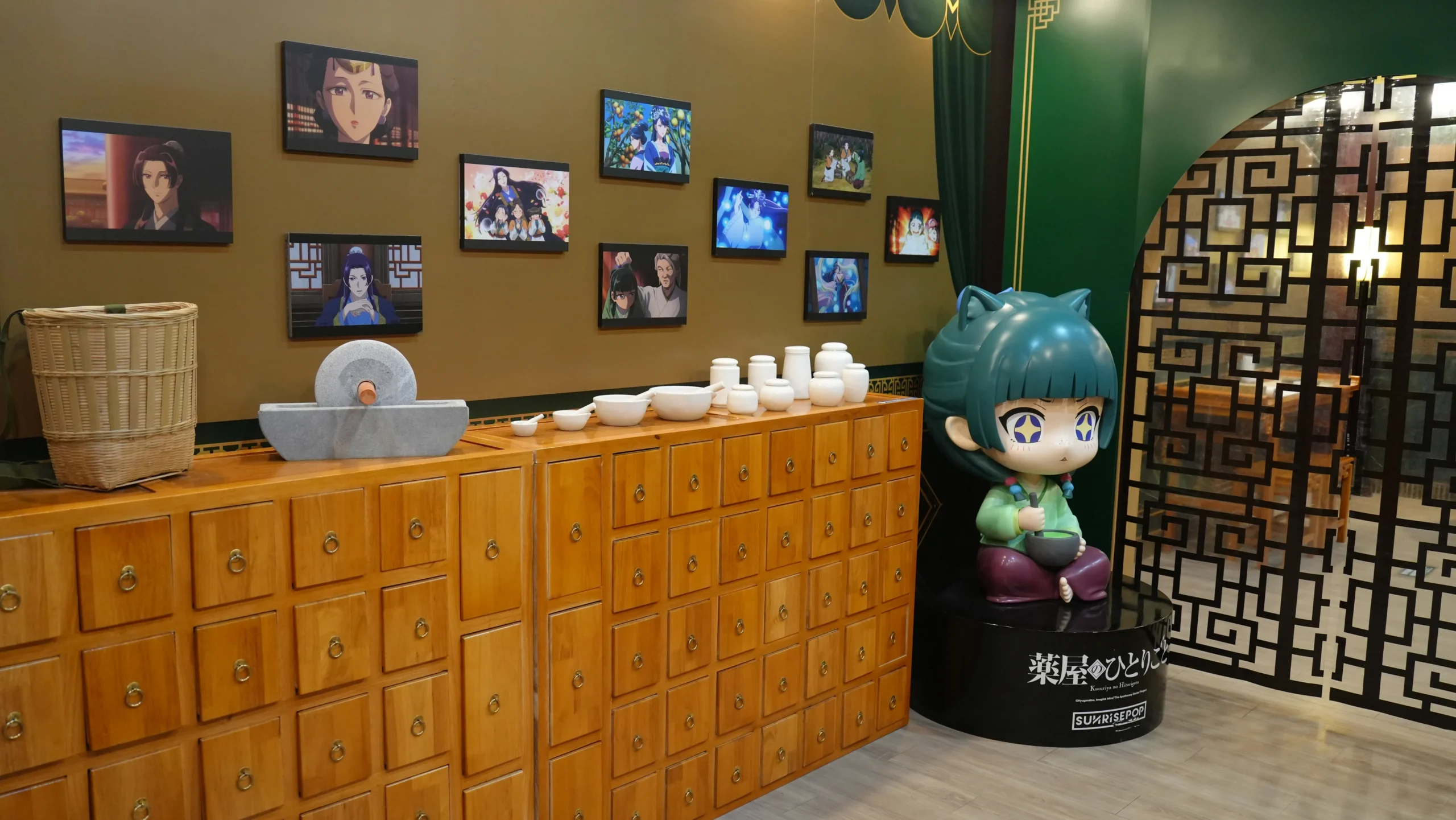 【開箱】高達兩層樓的貓貓等你打卡！《藥師少女的獨語》快閃店北部登場！