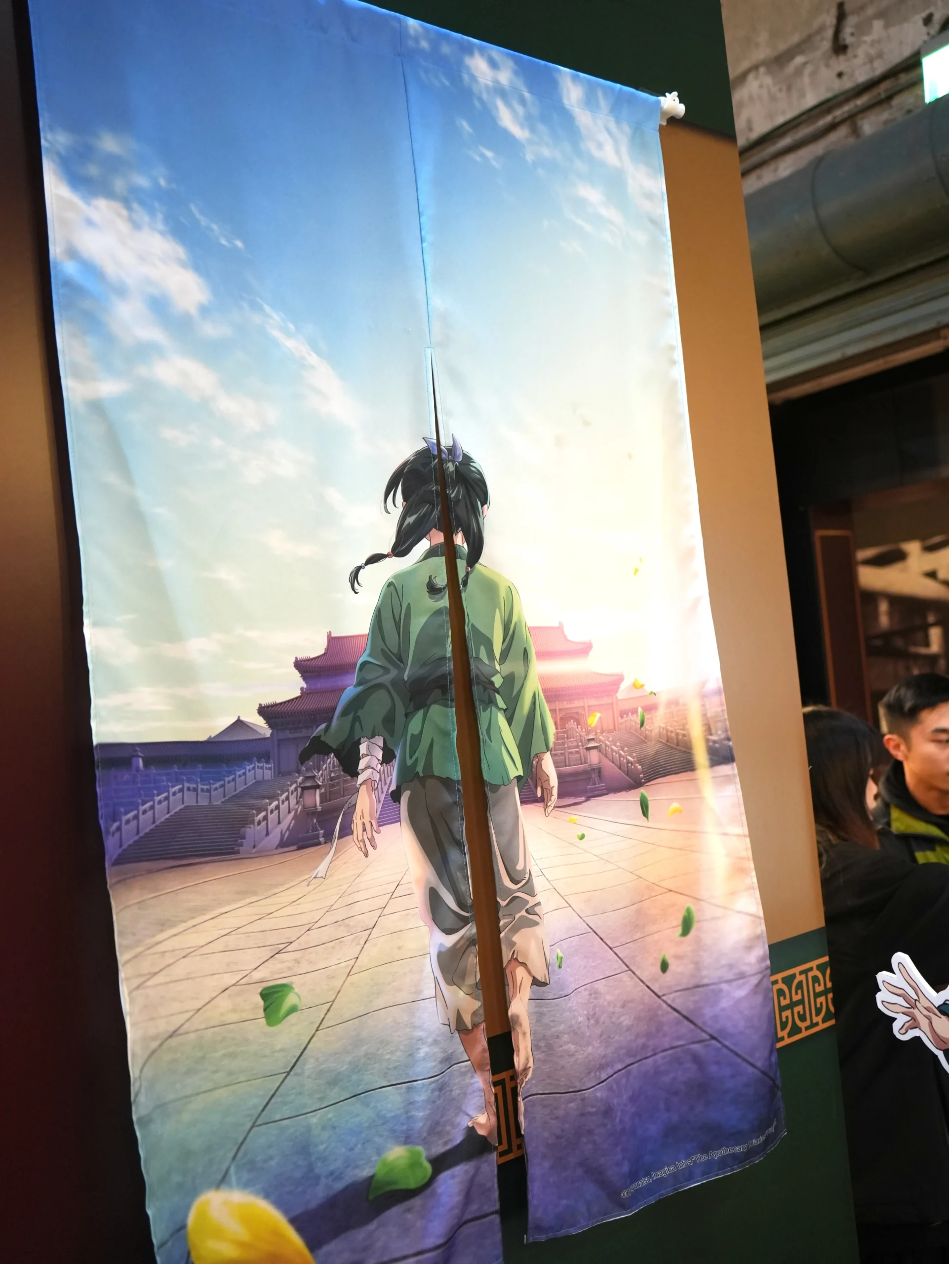 【開箱】高達兩層樓的貓貓等你打卡！《藥師少女的獨語》快閃店北部登場！