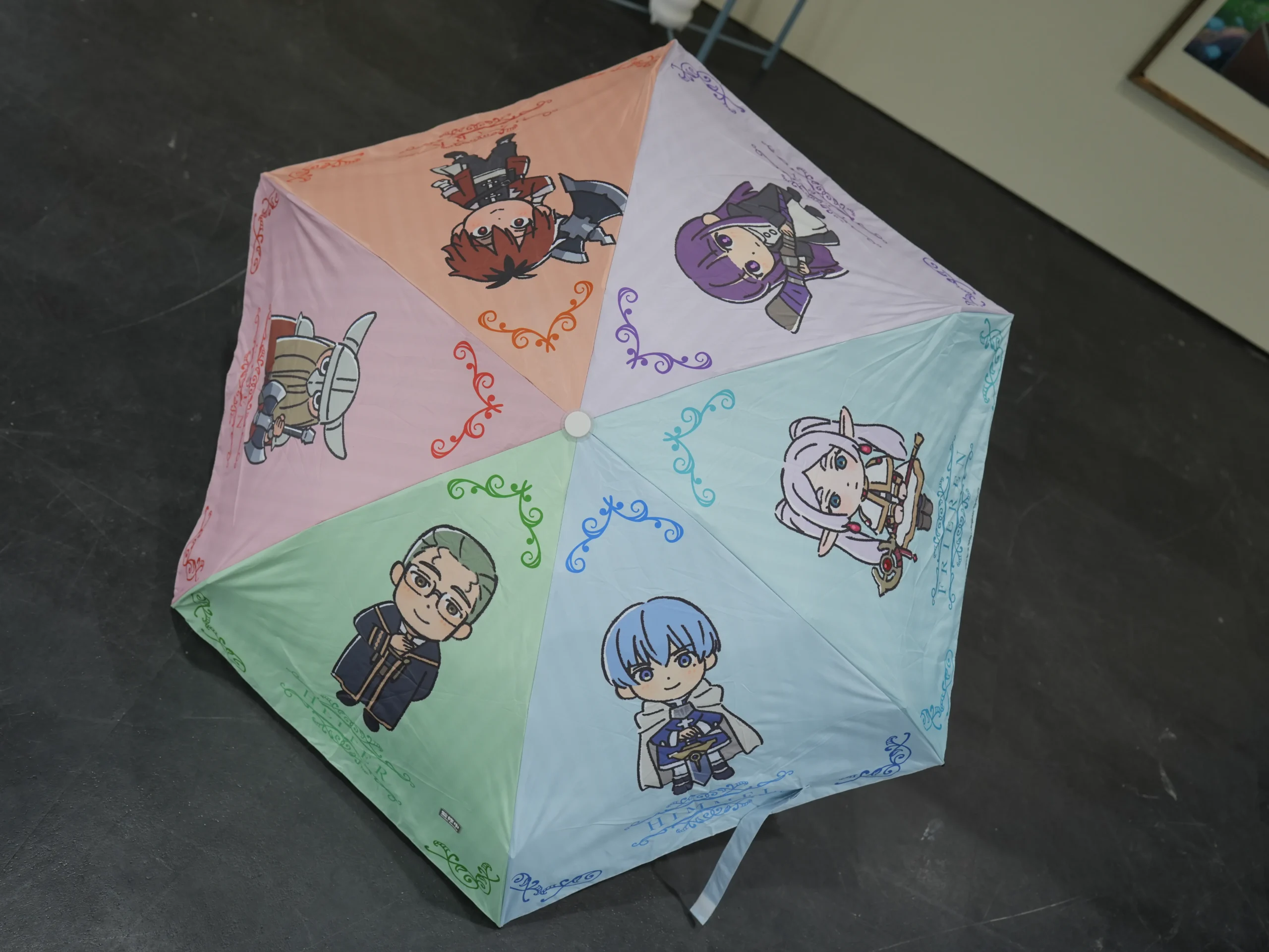 【開箱】與芙莉蓮一起重新踏上旅途，《葬送的芙莉蓮》特展正式啟程！