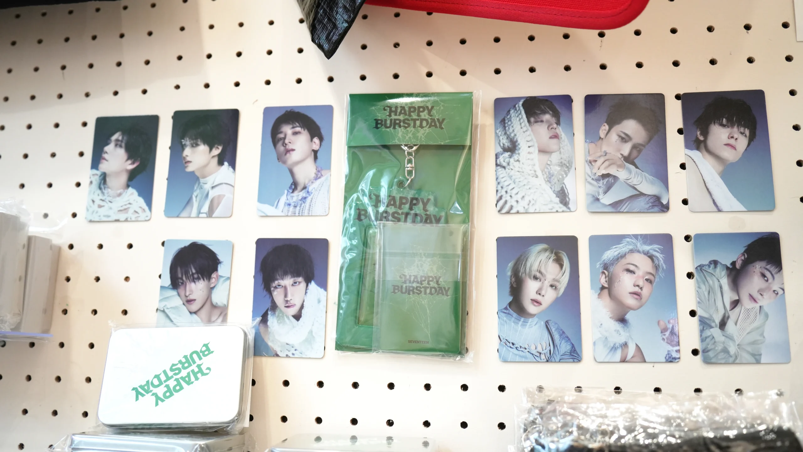 【開箱】SEVENTEEN 期間限定周邊登場～克拉們趕緊來撿寶吧！