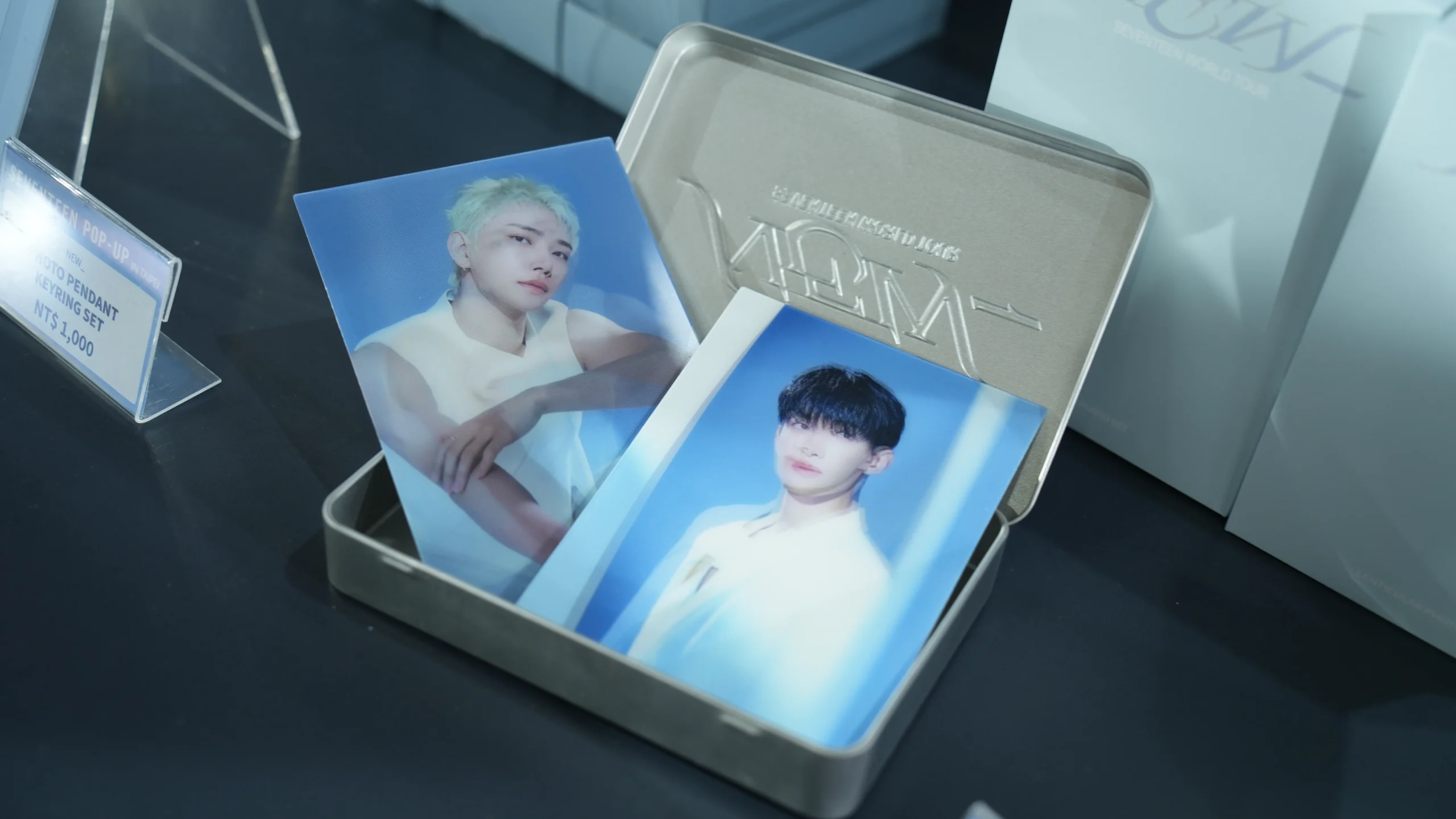 【開箱】集合啦！克拉親友會！SEVENTEEN 官方快閃店正式登場，還有超強打卡互動空間等你蒞臨