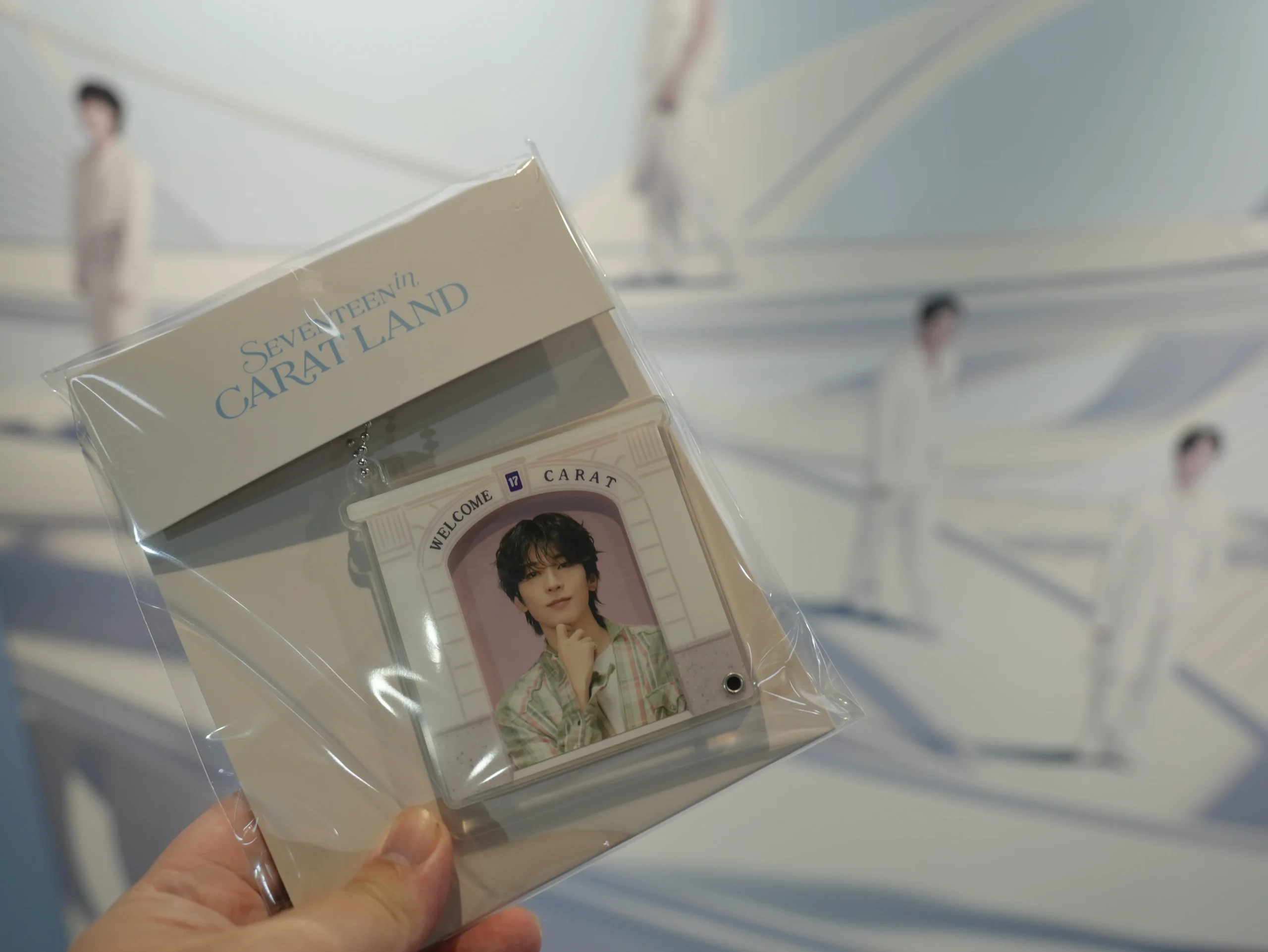 【開箱】集合啦！克拉親友會！SEVENTEEN 官方快閃店正式登場，還有超強打卡互動空間等你蒞臨