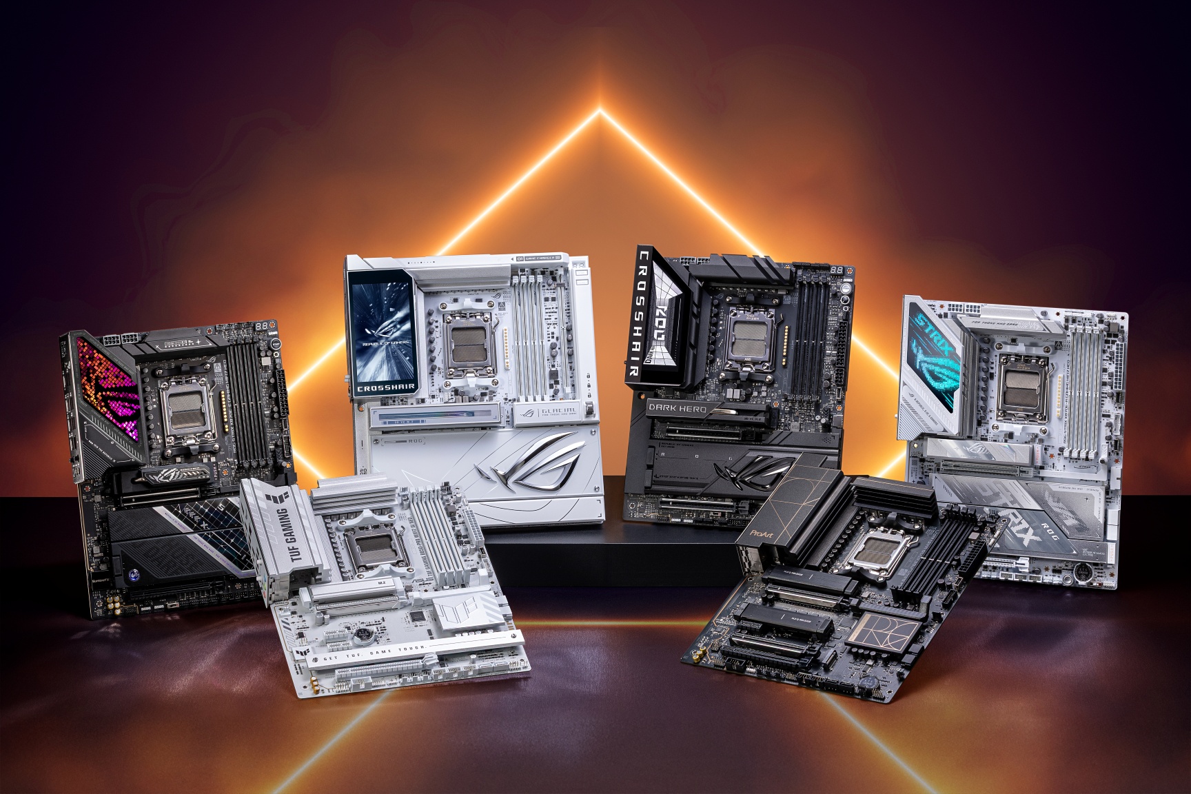 極效至準！華碩全新AMD 800系列主機板首選登場