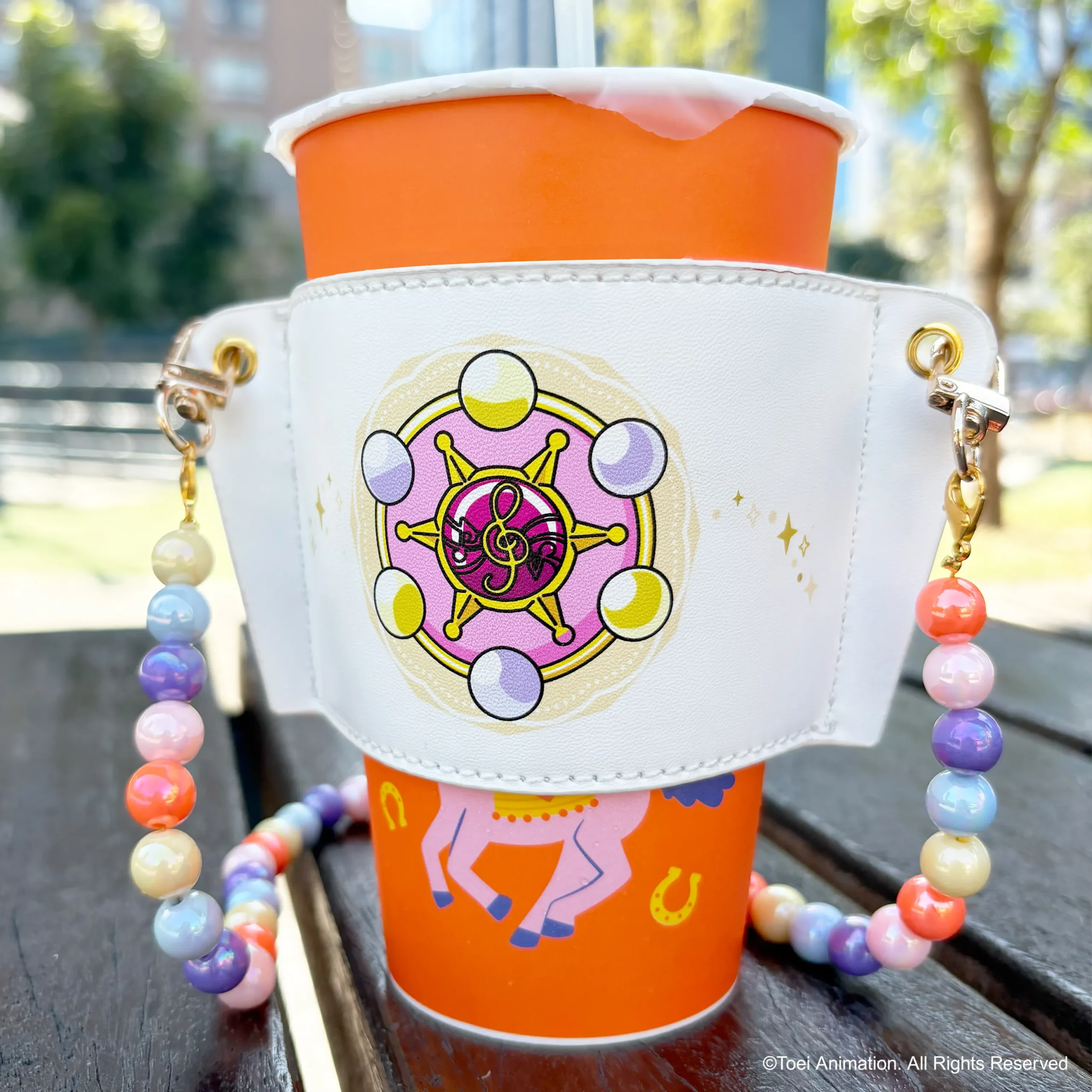 《小魔女 DoReMi × FANFANS CAFÉ 聯名主題餐廳》期間限定登場！主題餐點、甜點、飲品及特典全台三地開跑