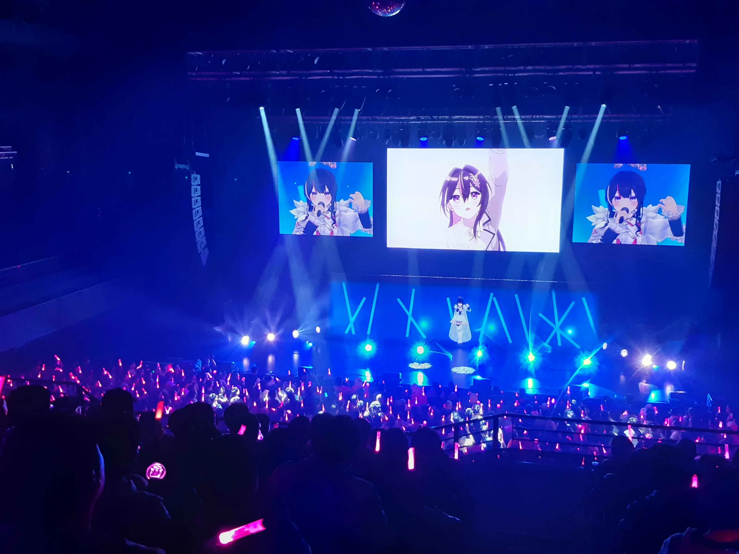 【開箱】歌姬們跨越次元與國境，唱出《TUBEOUT! in TAIPEI 2026》虛實交織的歌聲盛宴