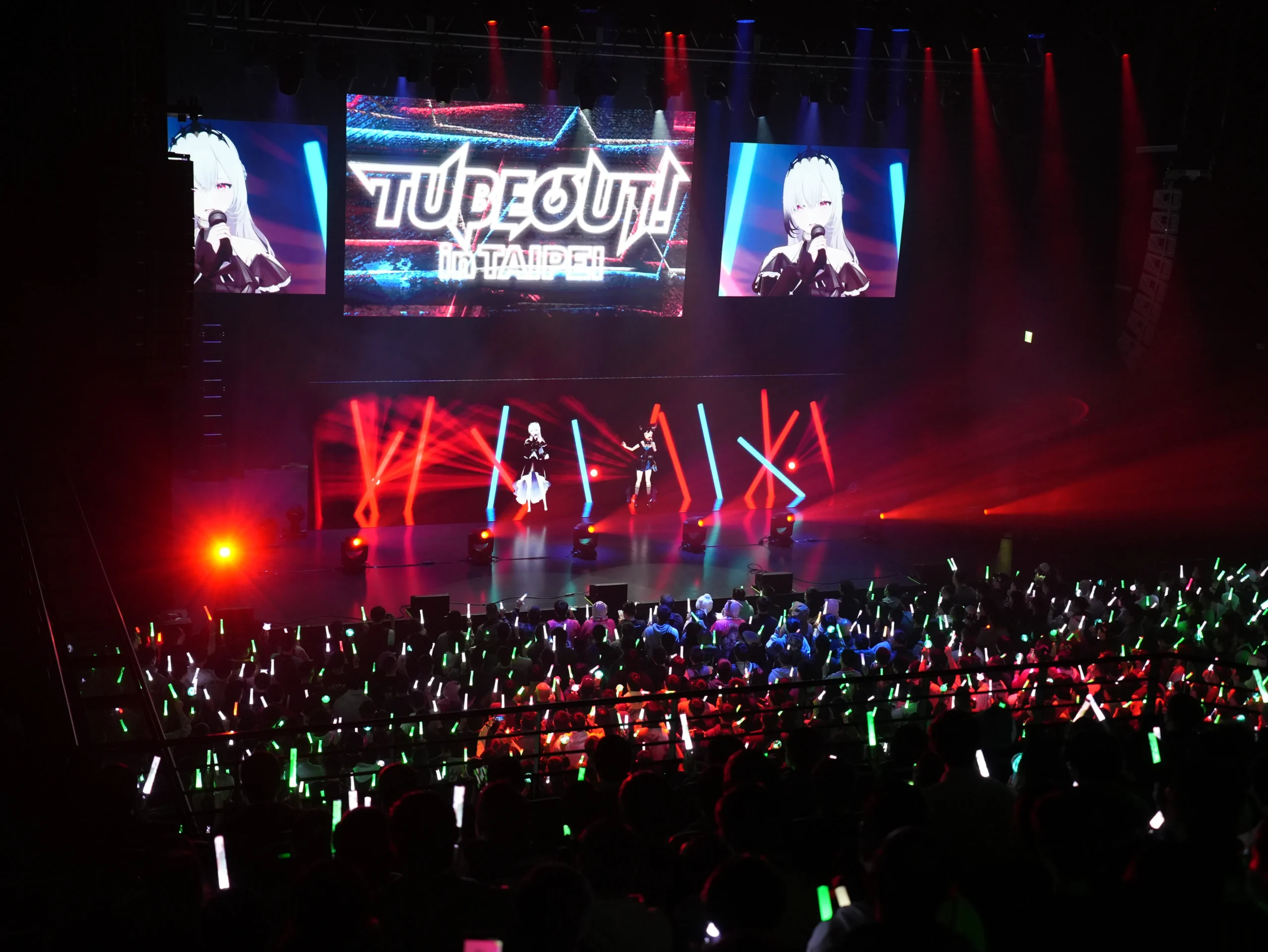 【開箱】歌姬們跨越次元與國境，唱出《TUBEOUT! in TAIPEI 2026》虛實交織的歌聲盛宴