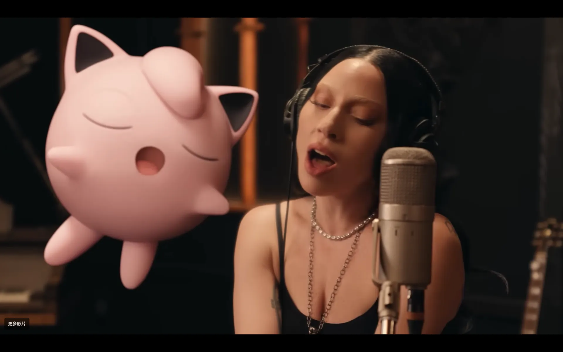 紀念《寶可夢》系列 30 週年，女神卡卡於超級盃中場獻聲胖丁安眠曲！