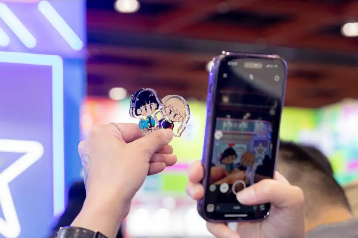 超人氣 GL 作品《Madder & Teal》首場簽書會於 2026 國際書展圓滿落幕！漫畫家海塩子與讀者暢聊創作歷程與心得