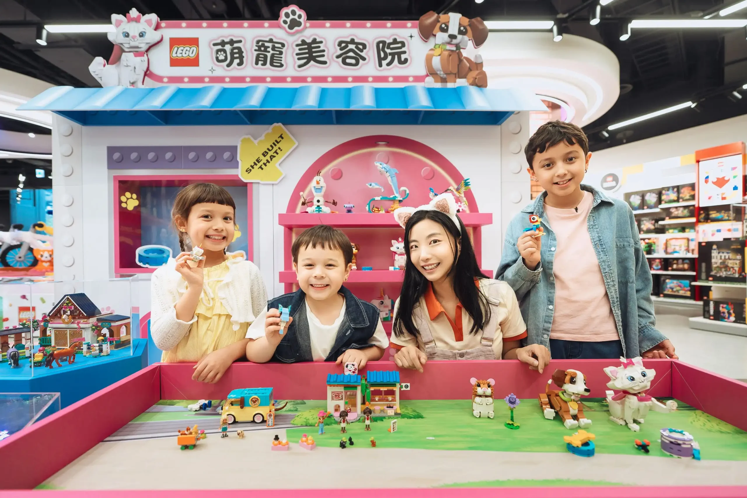 樂高®沉浸式快閃體驗「萌寵美容院」登場！化身造型師打造專屬動物萌友跟著樂高®專業認證大師創意改造 拼出獨一無二動物作品