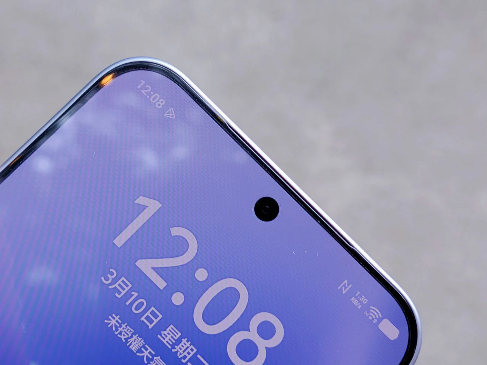 「舞台模式」首次下放！vivo V70系列登台　AI修圖大師、魔法換天、聲音橡皮擦一次上