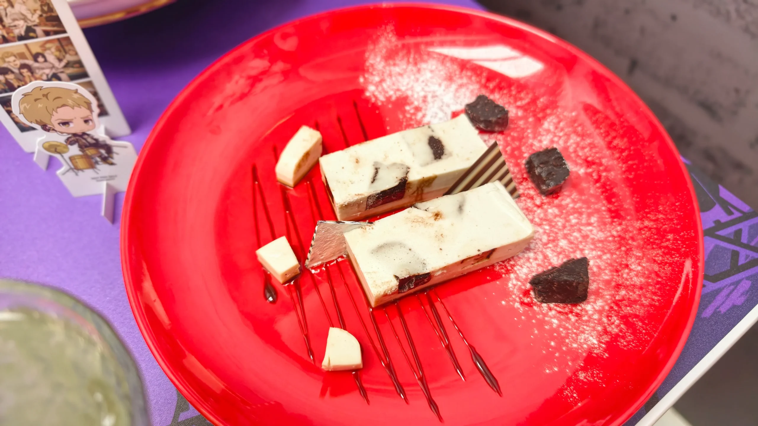 【開箱】《進擊的巨人 搖滾世代》ｘ次元波板糖聯動主題餐廳，人氣 IP 全新風貌！