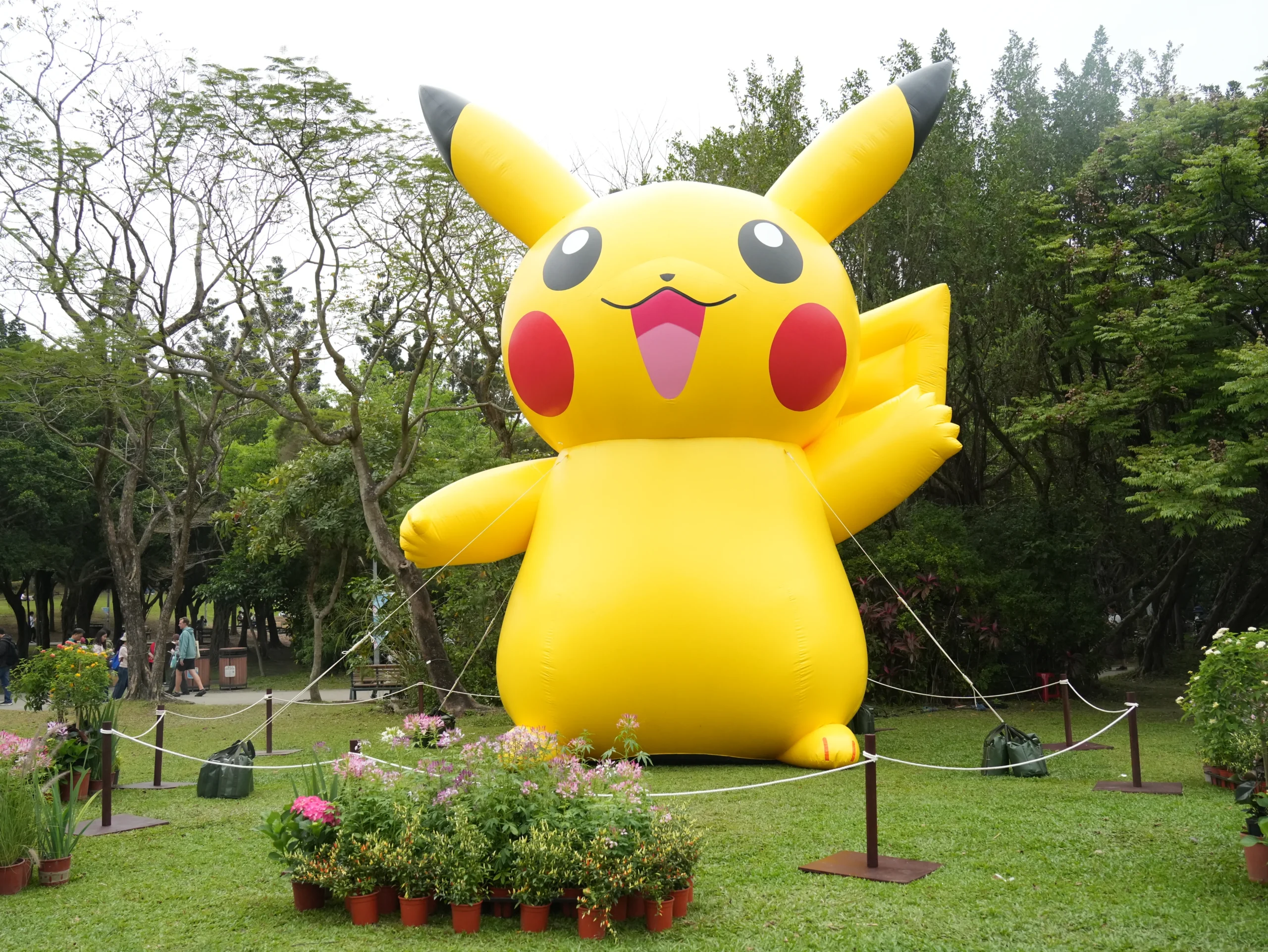 【開箱】2026 台北花伴野餐攜手《Pokémon GO》，各國美食餐籃大開箱，一齊走春樂抓寶！