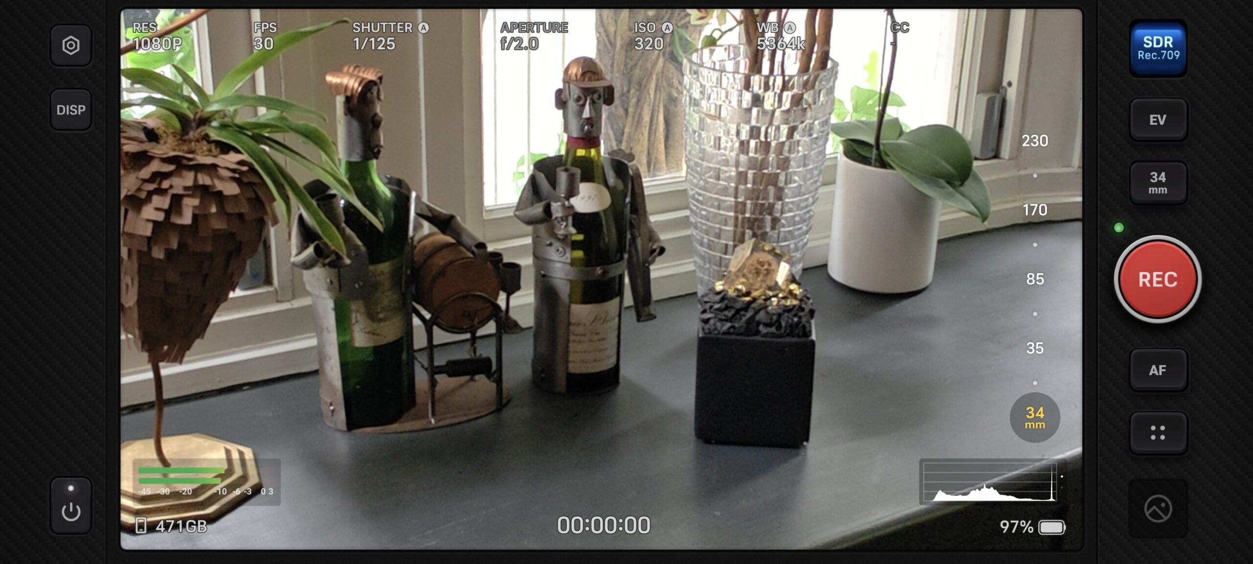 超專業錄影模式問世！手機進化成專業攝影工具　vivo X300 Ultra搶先看