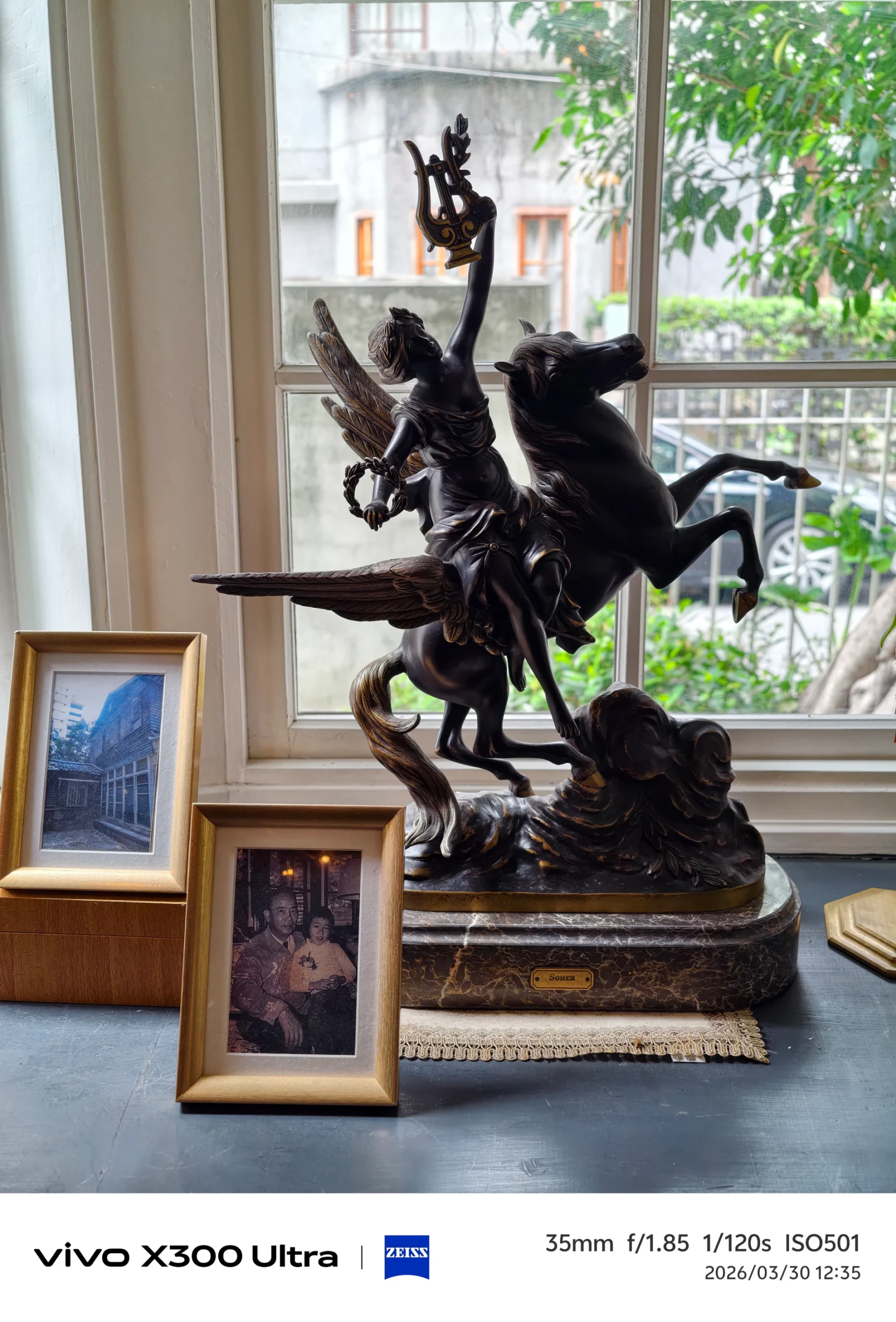 超專業錄影模式問世！手機進化成專業攝影工具　vivo X300 Ultra搶先看