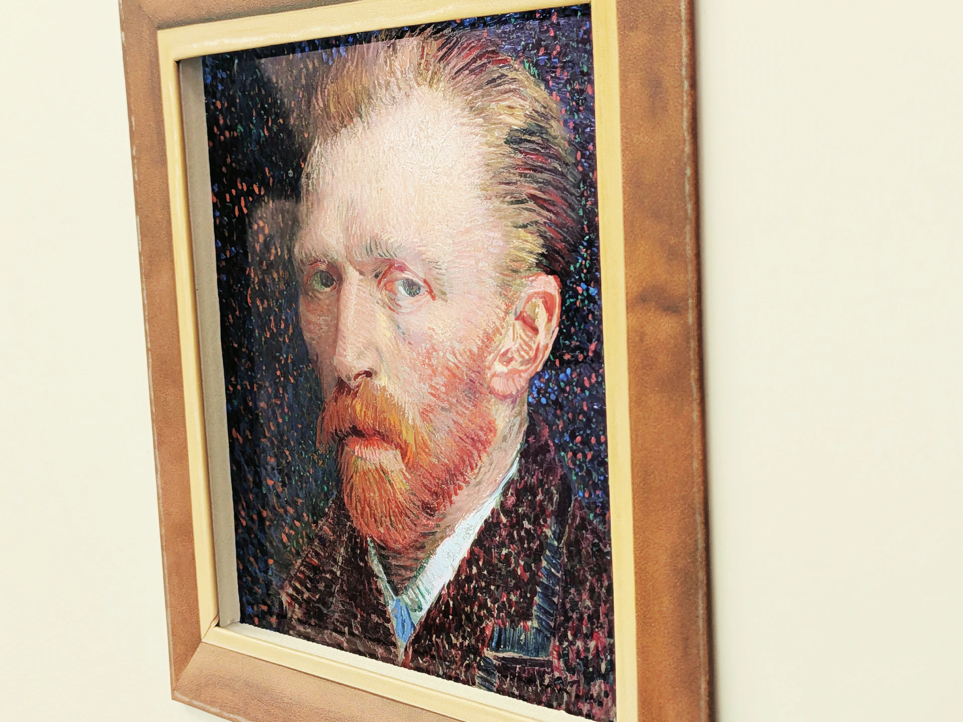 OPPO摺疊旗艦Find N6登台！主打「無感摺痕＋2億畫素」　8.93mm、225g挑戰輕薄極限