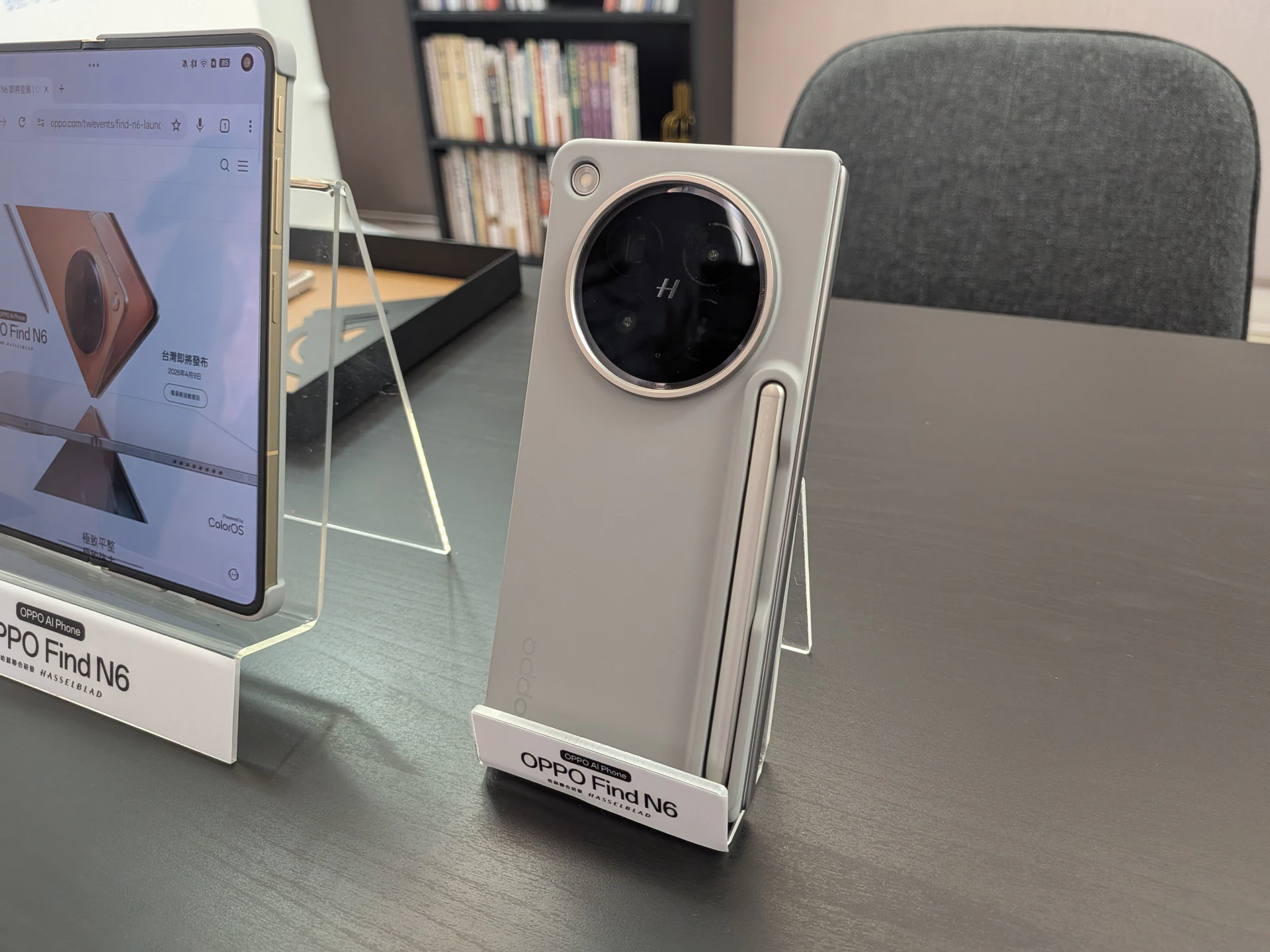 OPPO摺疊旗艦Find N6登台！主打「無感摺痕＋2億畫素」　8.93mm、225g挑戰輕薄極限