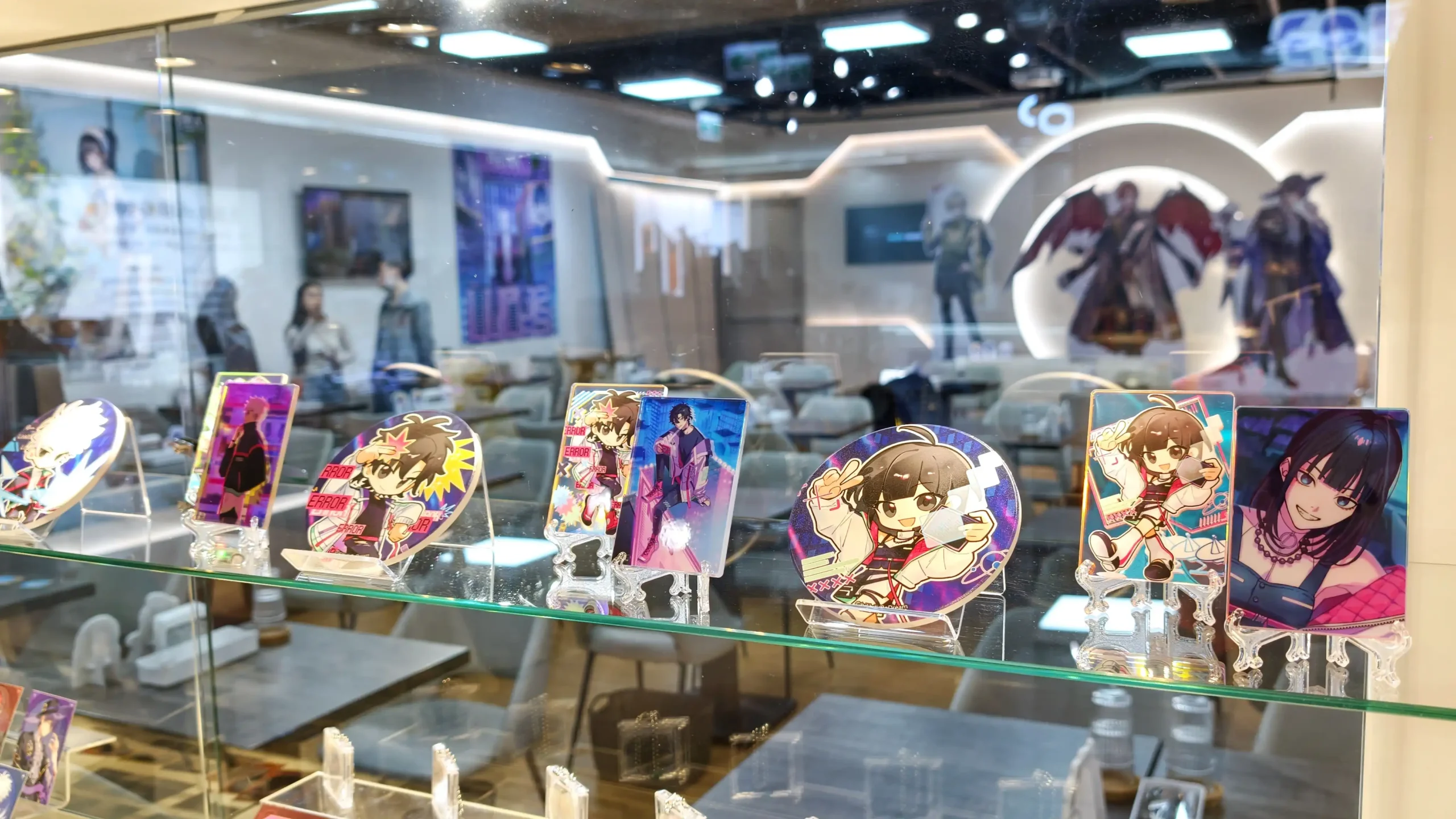 【開箱】《時光代理人》X 萌番More Fun 聯動主題店 每張照片都有屬於自己的故事