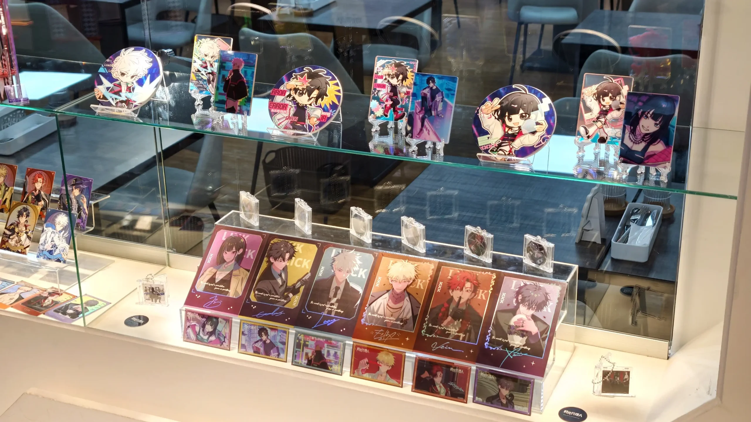 【開箱】《時光代理人》X 萌番More Fun 聯動主題店 每張照片都有屬於自己的故事