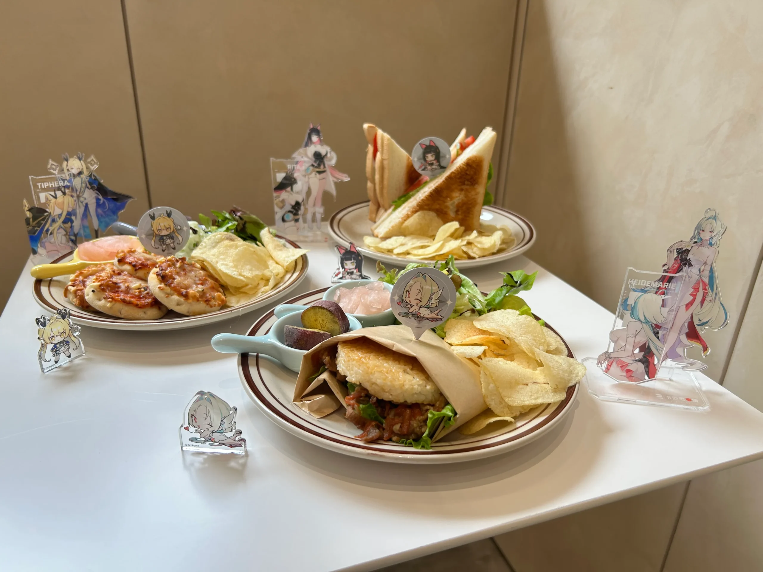 【開箱】《卡厄思夢境》x Cayenne Café 凱岩聯名主題餐廳 正式開張！敬邀浮斯特與戰鬥員們在寧靜午後享受片刻悠閒～