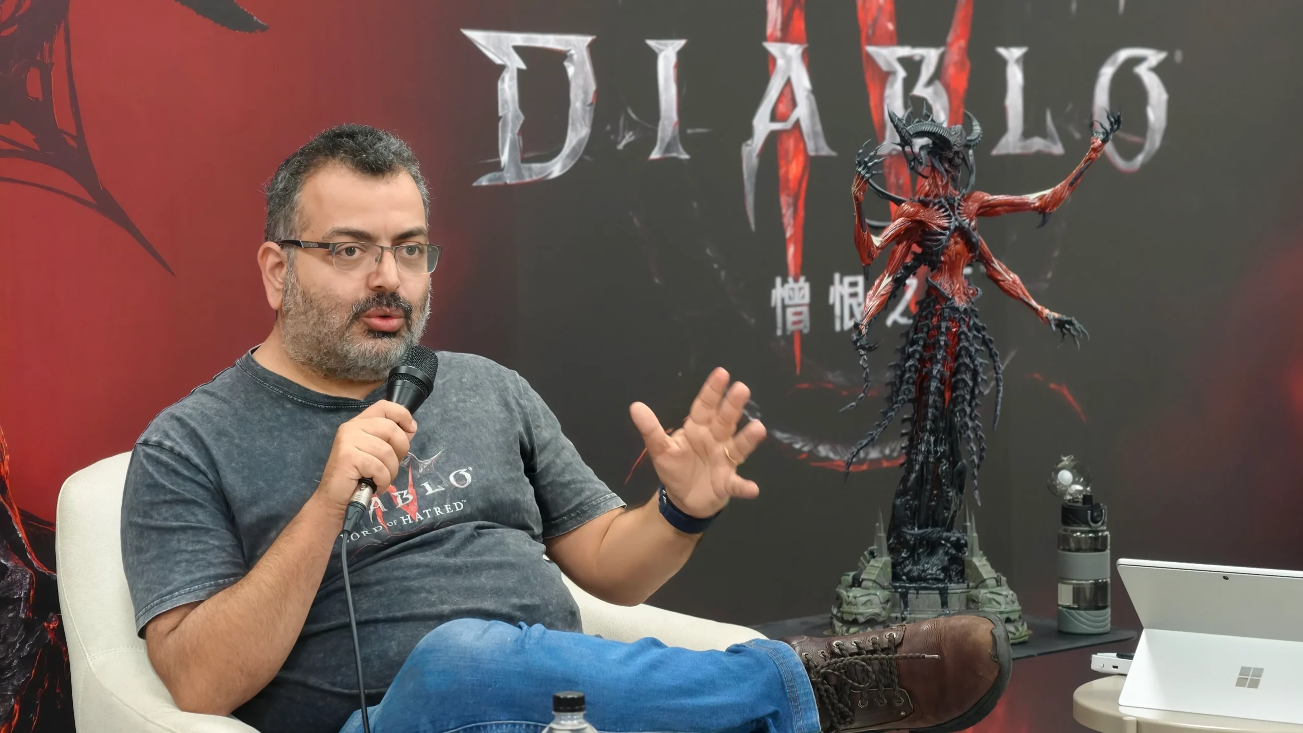 【聯訪】《暗黑破壞神 IV：憎恨之王》副總監來台透露開發秘辛，品嘗在地美食棺材板