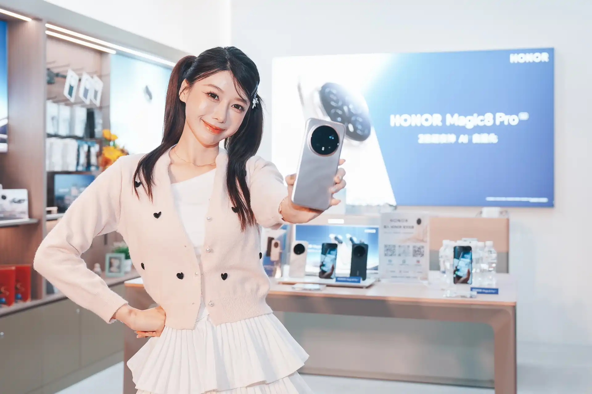 HONOR 3