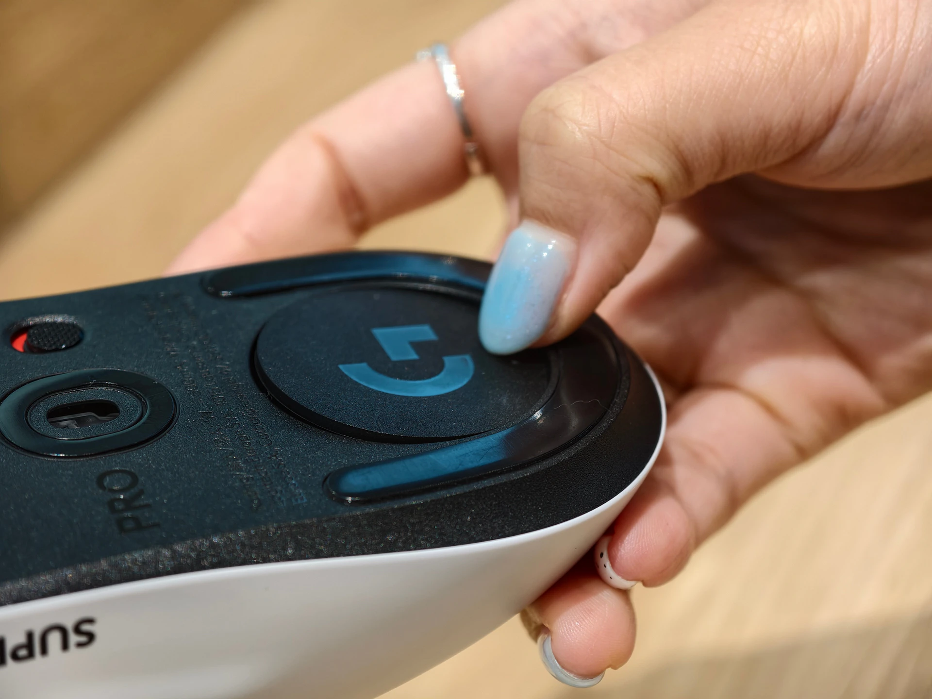 2026年滑鼠黑科技！革命性的極速與輕盈　Logitech G PRO X2 SUPERSTRIKE深度實測