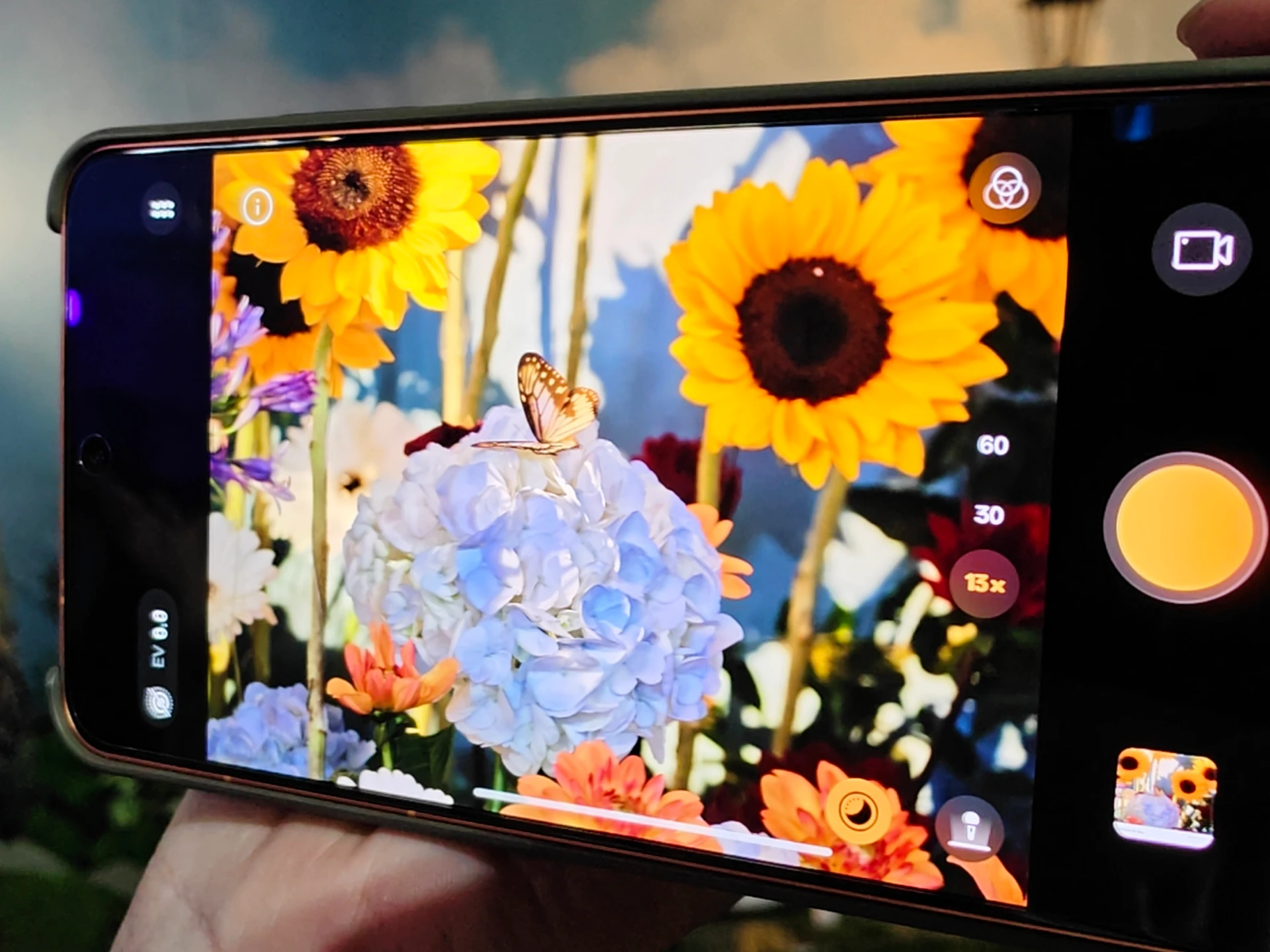 OPPO Find X9 Ultra登台　「口袋哈蘇」雙2億、10倍光學長焦直接拉滿