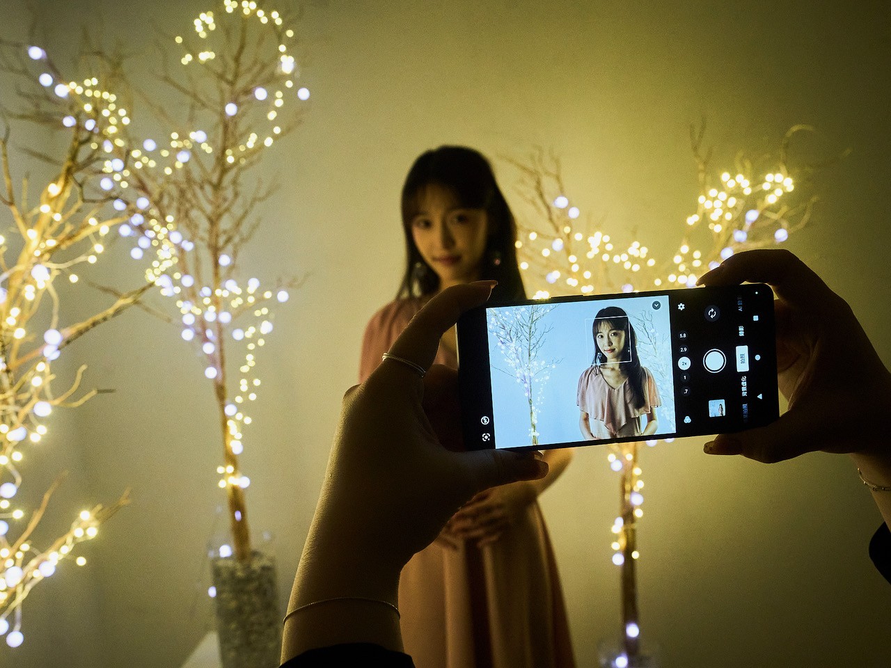 把α色彩搬進手機　Sony Xperia 1 VIII AI攝影助理＋大底望遠一次到位