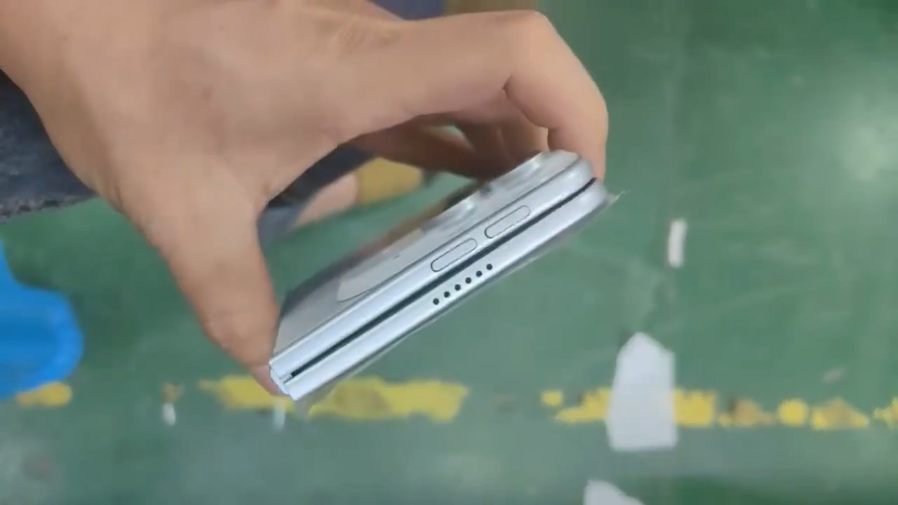 不是照片而已！摺疊iPhone Ultra「影片版」流出　按鍵配置成焦點