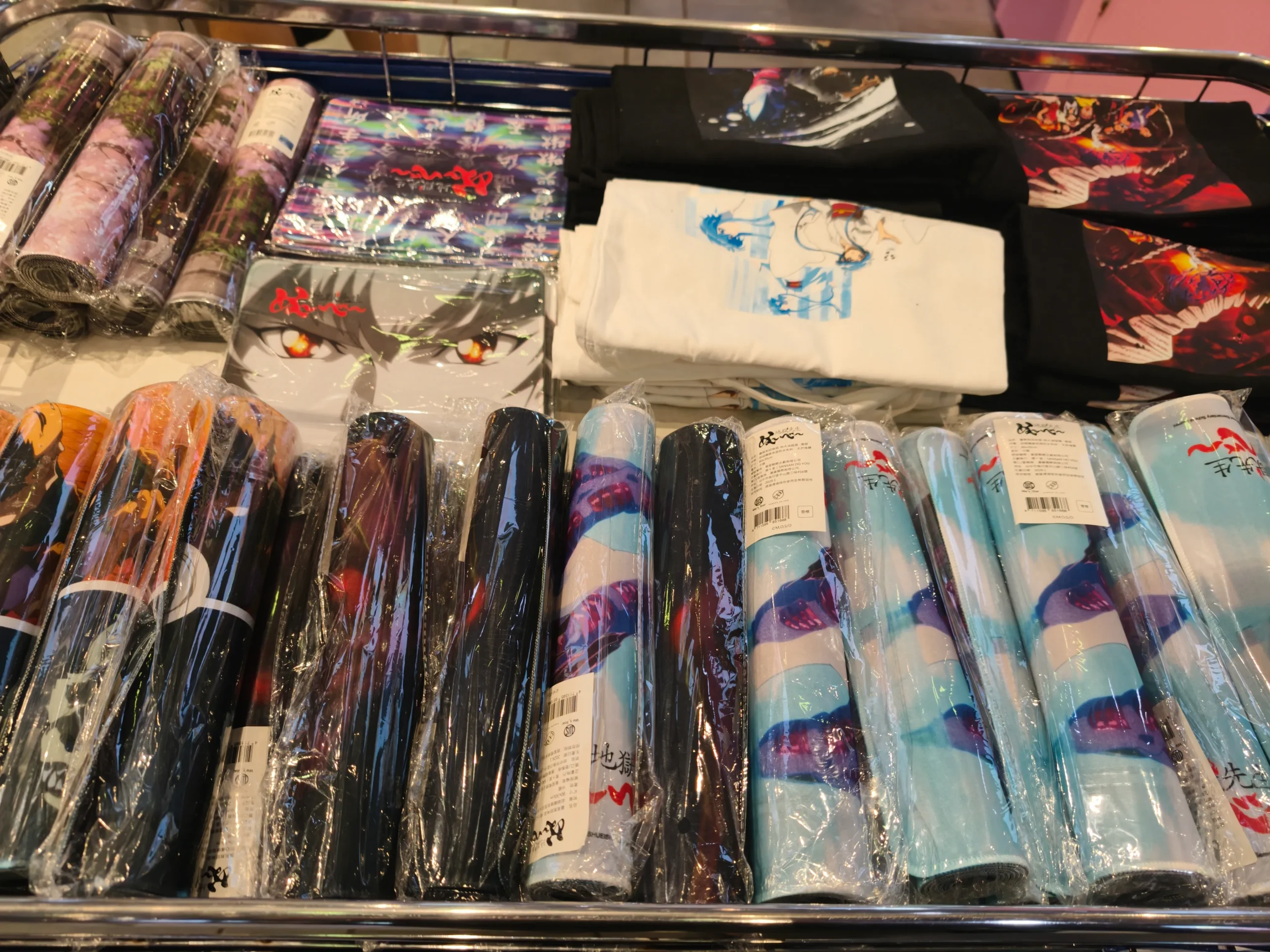 【開箱】《勝利女神：妮姬》墨繪 |《孤獨搖滾》期間限定快閃店