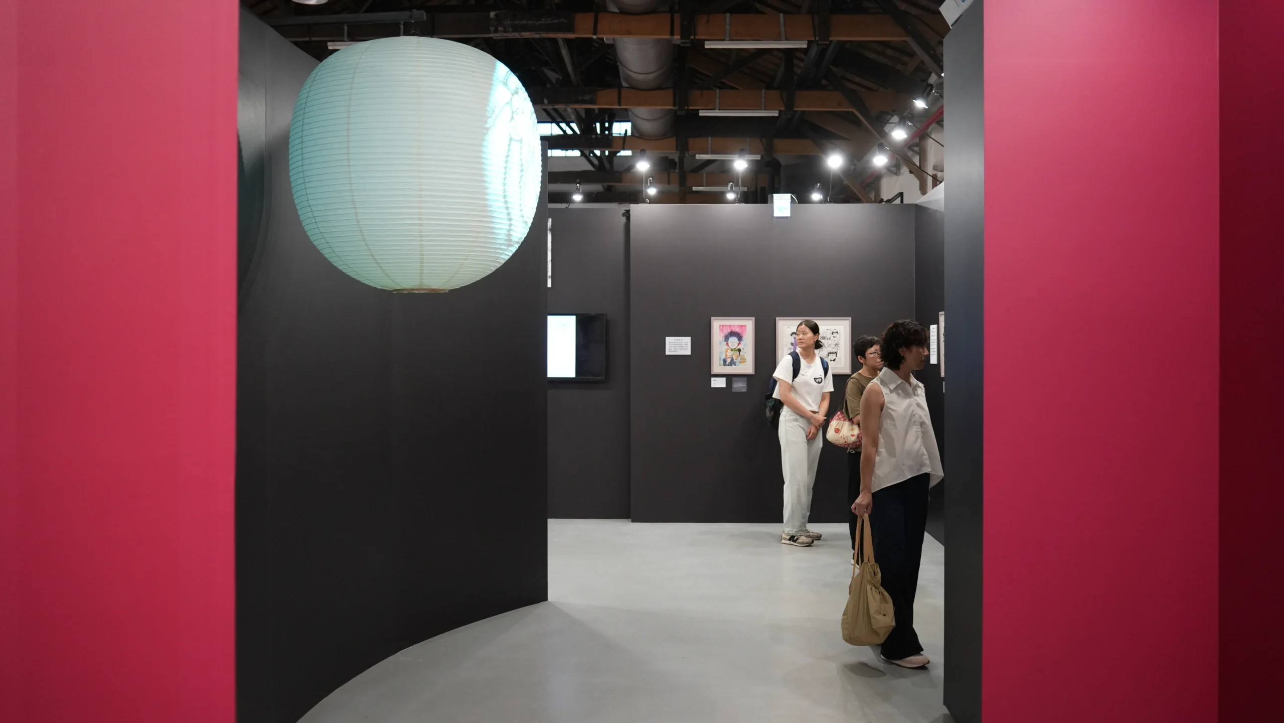 【開箱】伊藤潤二首場海外大型原畫展《伊藤潤二展 誘惑》登台　走進恐怖大師怪誕、詭譎又令人著迷的藝術世界