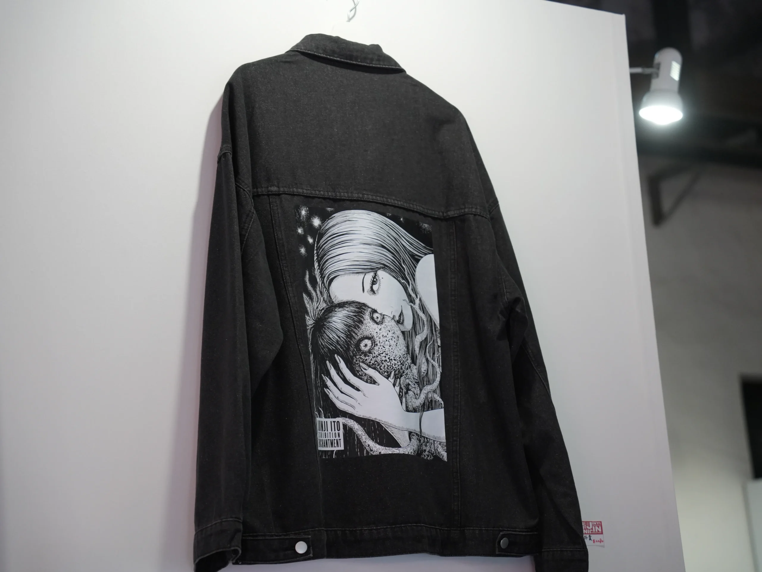【開箱】伊藤潤二首場海外大型原畫展《伊藤潤二展 誘惑》登台　走進恐怖大師怪誕、詭譎又令人著迷的藝術世界