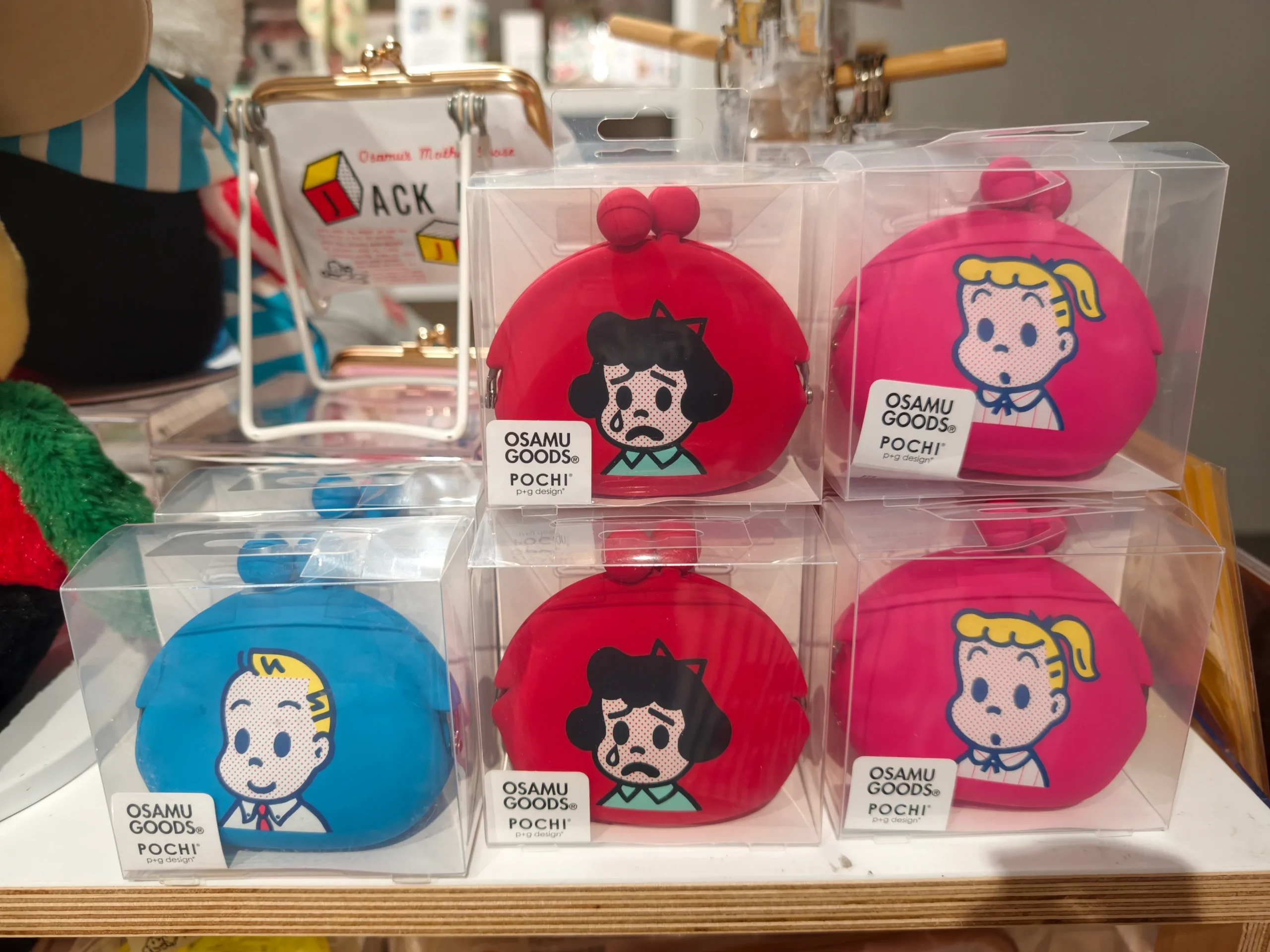 【開箱】橫跨半世紀的療癒力！日本「可愛始祖」原田治《OSAMU GOODS 50週年展》客製T恤、展覽限定商品搶先看~