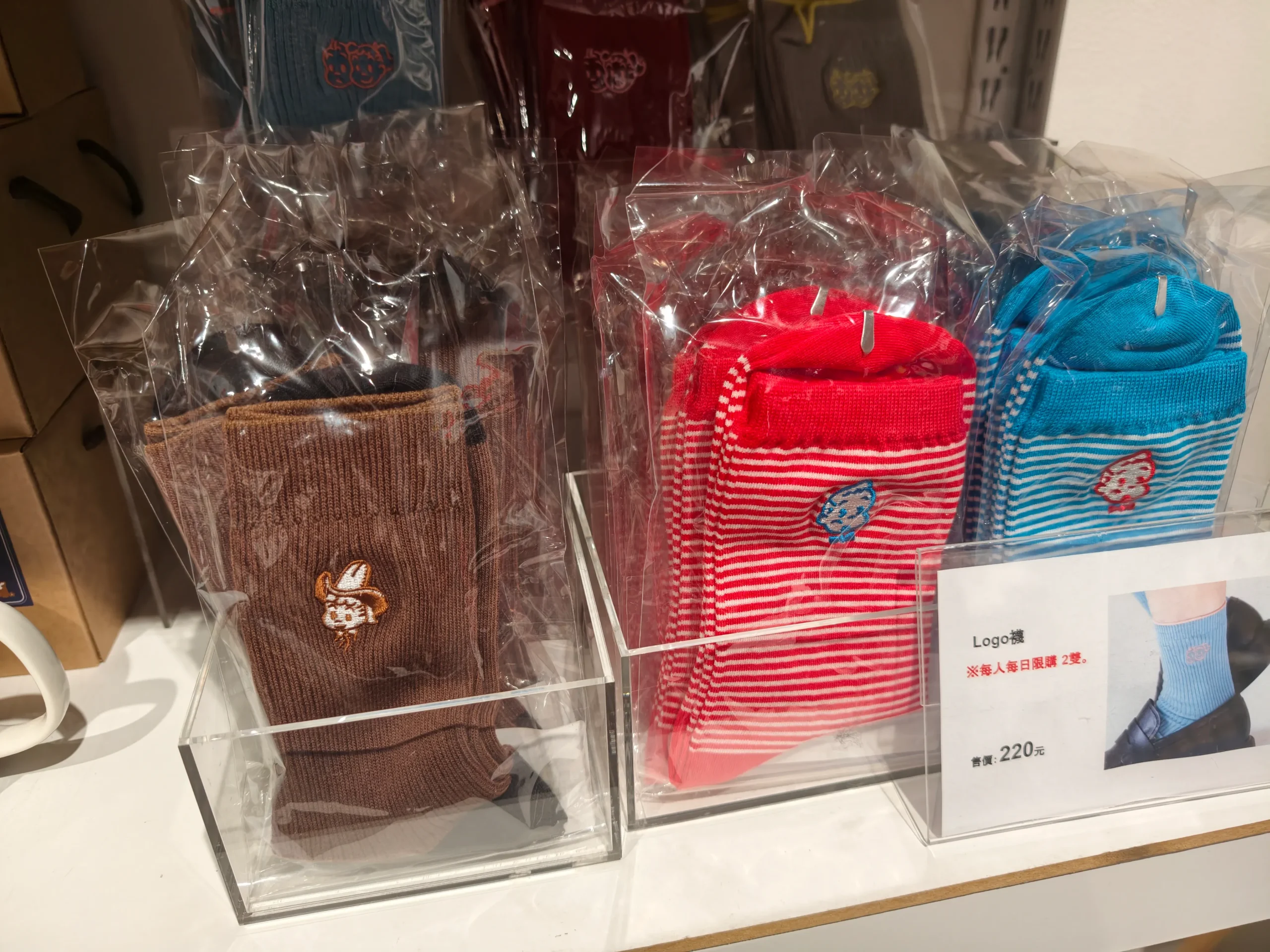 【開箱】橫跨半世紀的療癒力！日本「可愛始祖」原田治《OSAMU GOODS 50週年展》客製T恤、展覽限定商品搶先看~